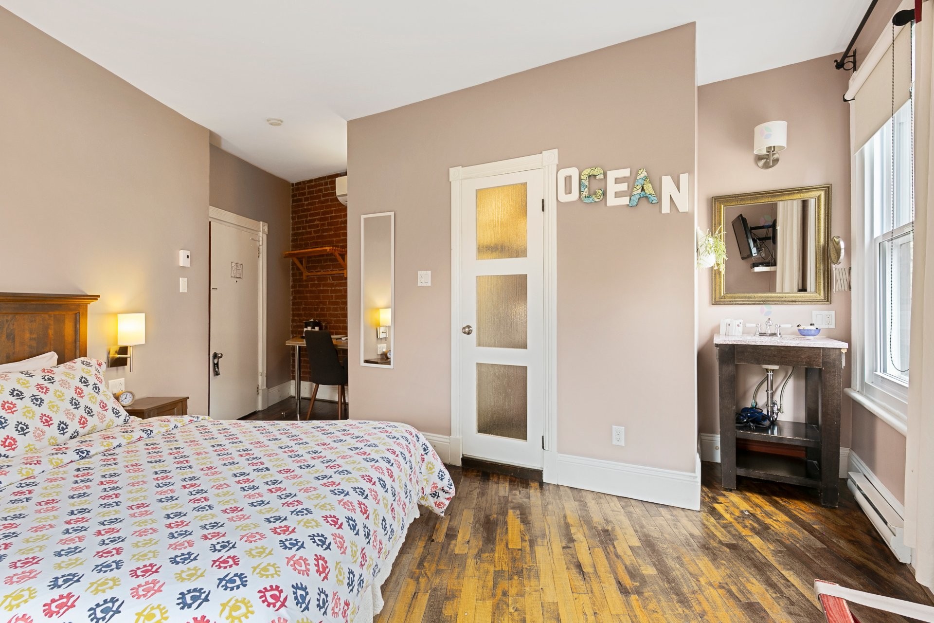 









210

 - 224


Av. St-Jean-Baptiste

,
Québec (Les Rivières),




QC
G1R2X1

