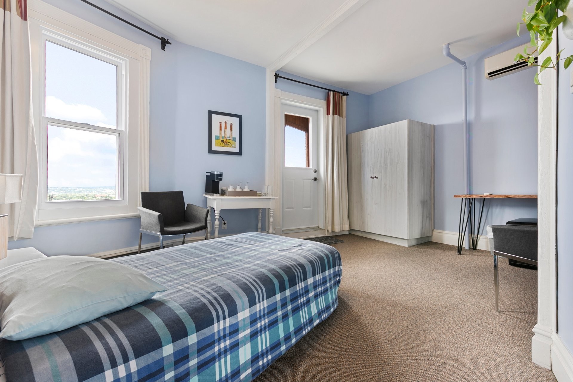 









210

 - 224


Av. St-Jean-Baptiste

,
Québec (Les Rivières),




QC
G1R2X1

