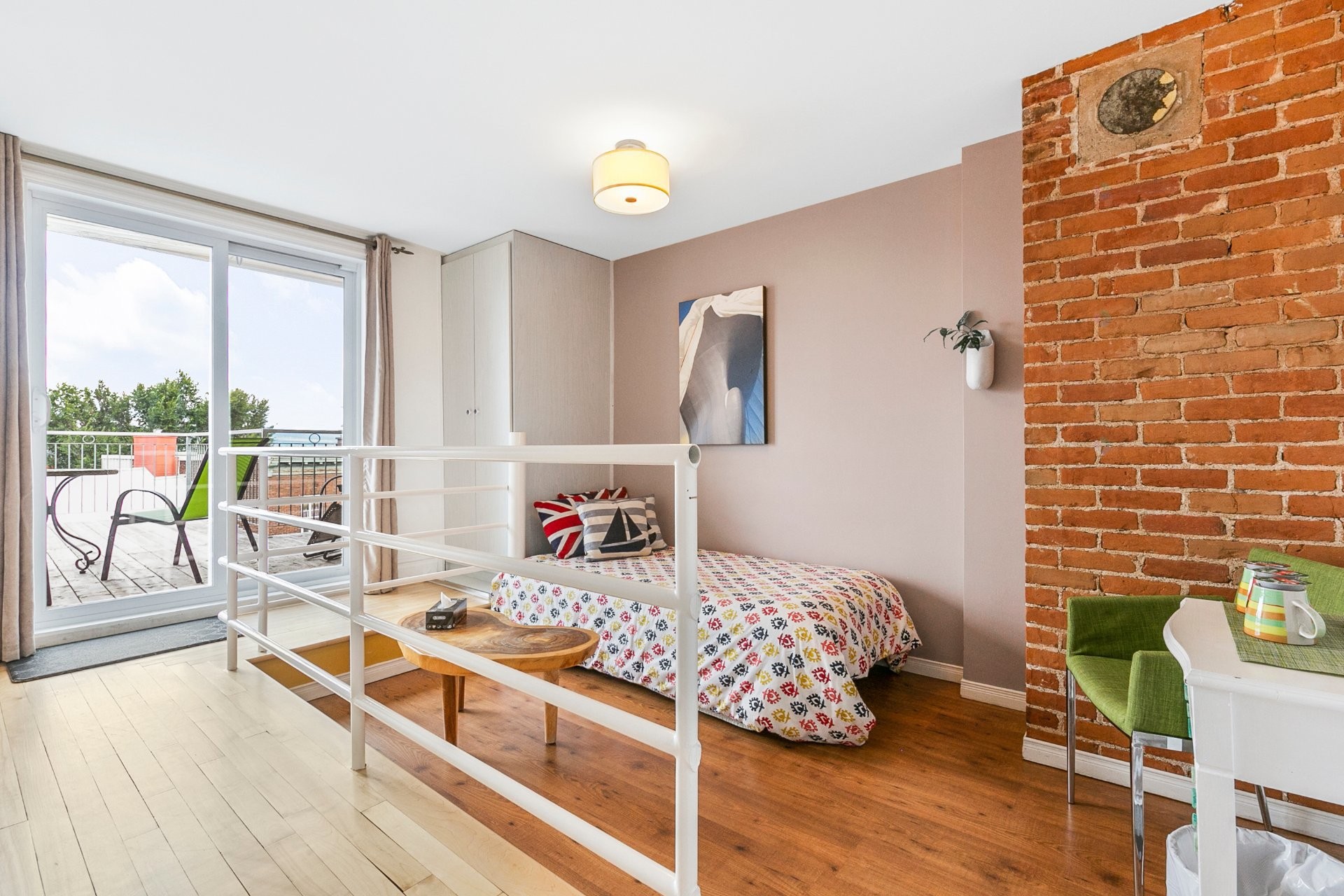 









210

 - 224


Av. St-Jean-Baptiste

,
Québec (Les Rivières),




QC
G1R2X1

