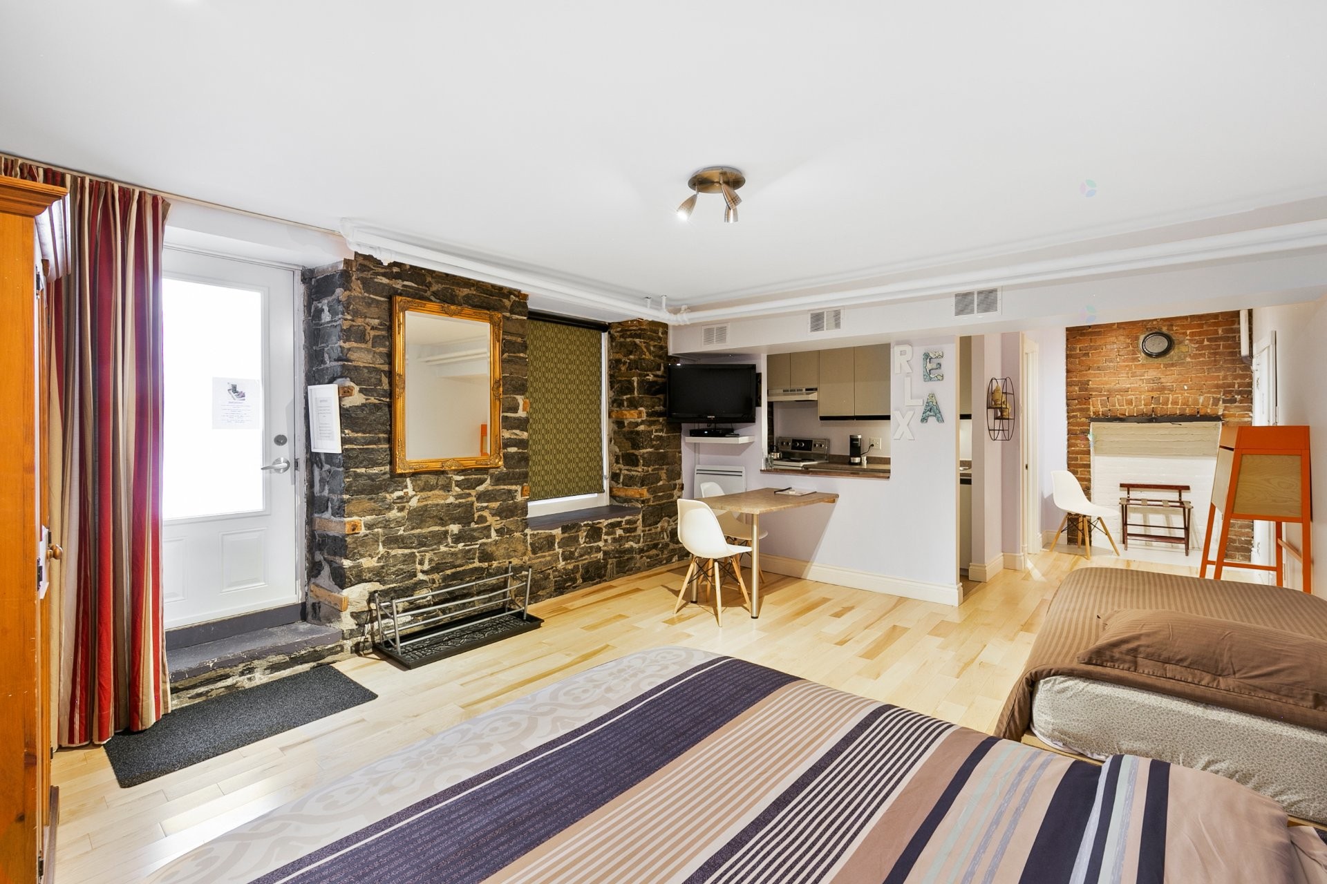 









210

 - 224


Av. St-Jean-Baptiste

,
Québec (Les Rivières),




QC
G1R2X1

