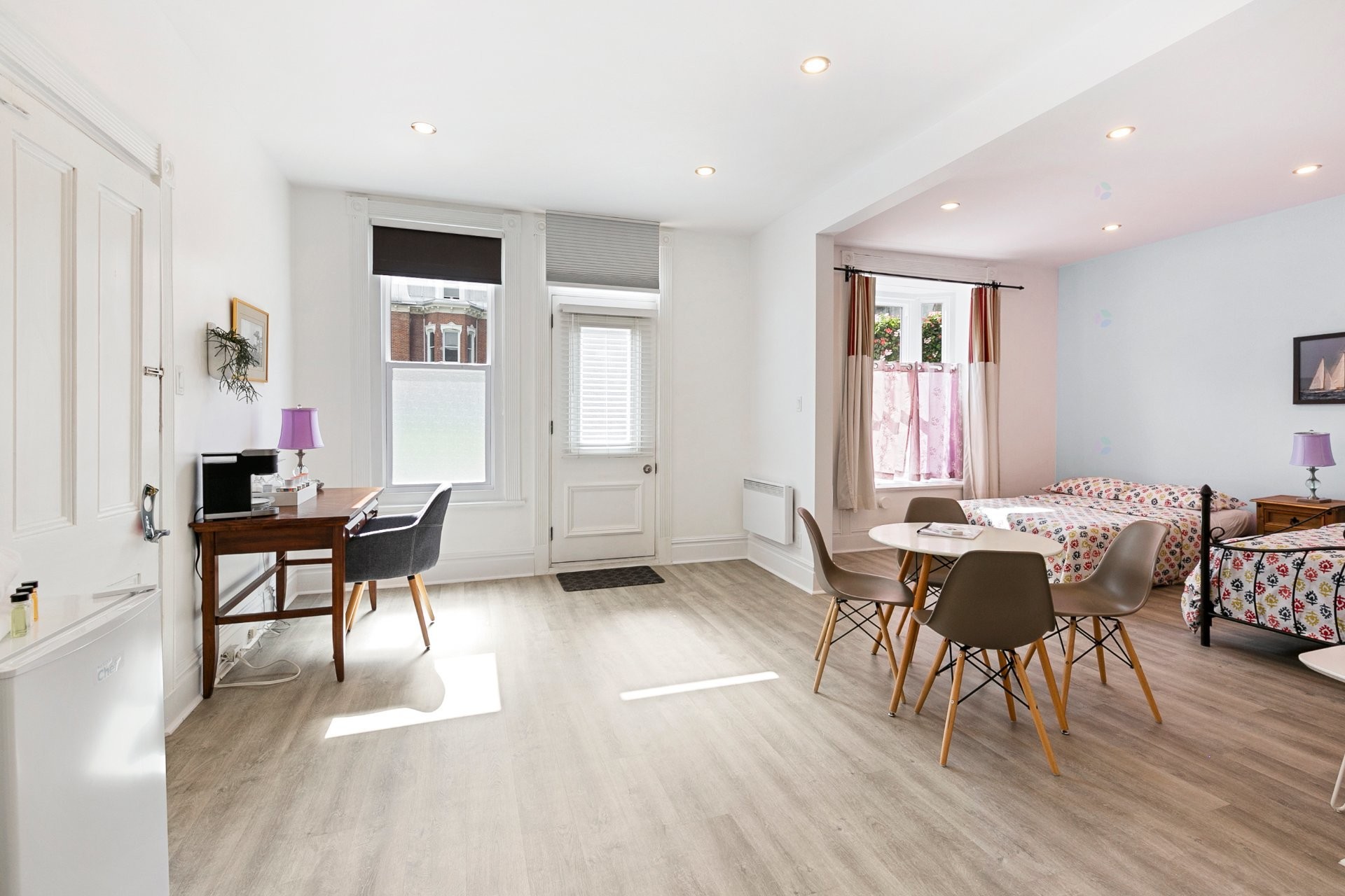 









210

 - 224


Av. St-Jean-Baptiste

,
Québec (Les Rivières),




QC
G1R2X1

