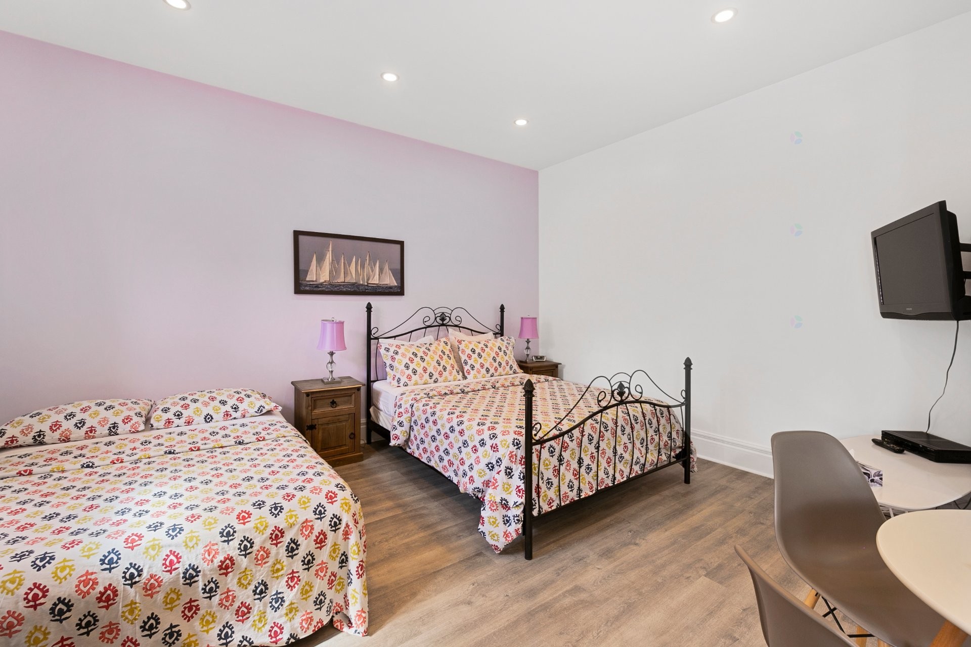 









210

 - 224


Av. St-Jean-Baptiste

,
Québec (Les Rivières),




QC
G1R2X1

