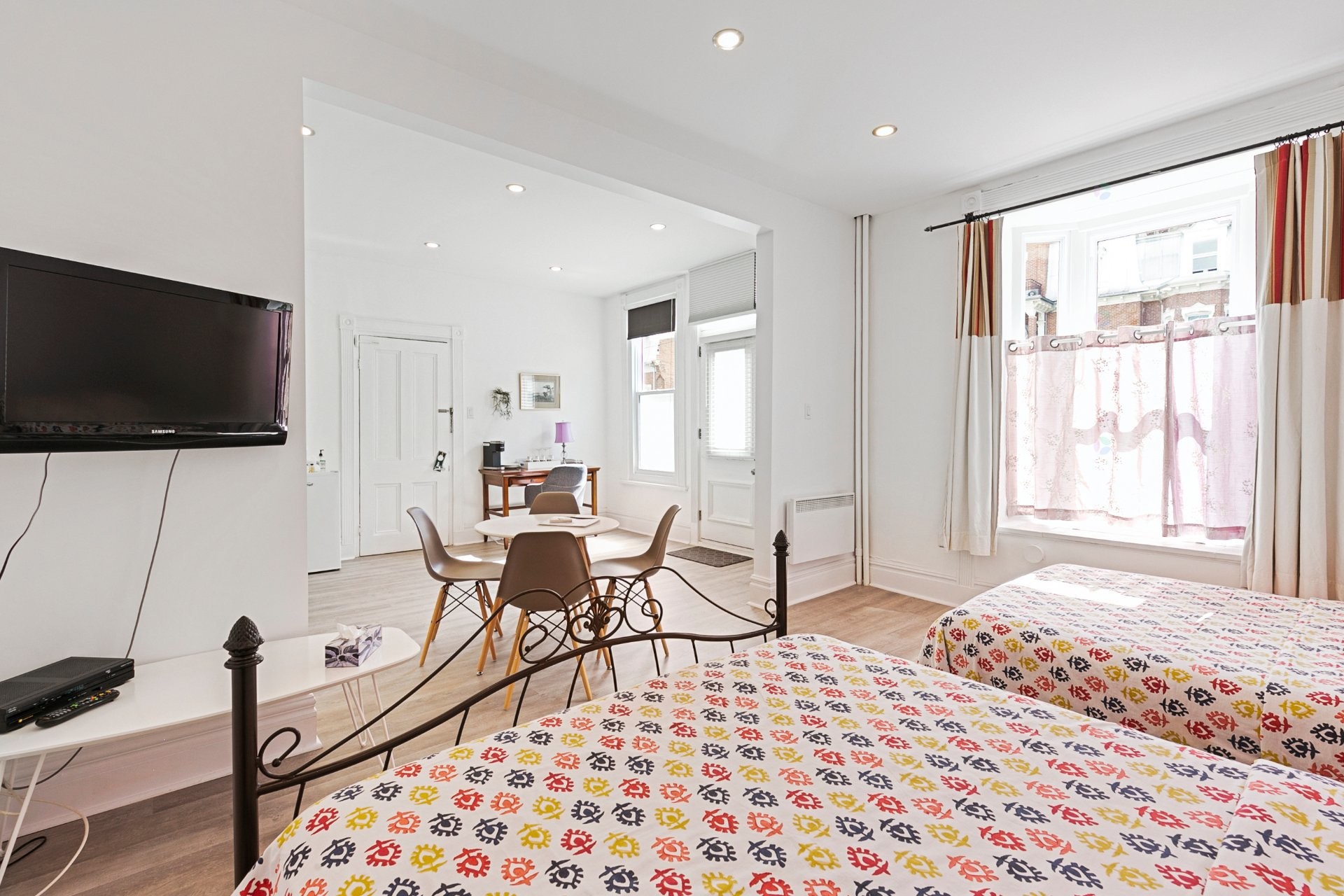 









210

 - 224


Av. St-Jean-Baptiste

,
Québec (Les Rivières),




QC
G1R2X1

