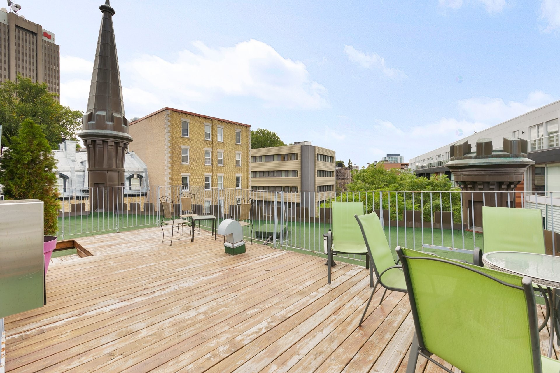 









210

 - 224


Av. St-Jean-Baptiste

,
Québec (Les Rivières),




QC
G1R2X1

