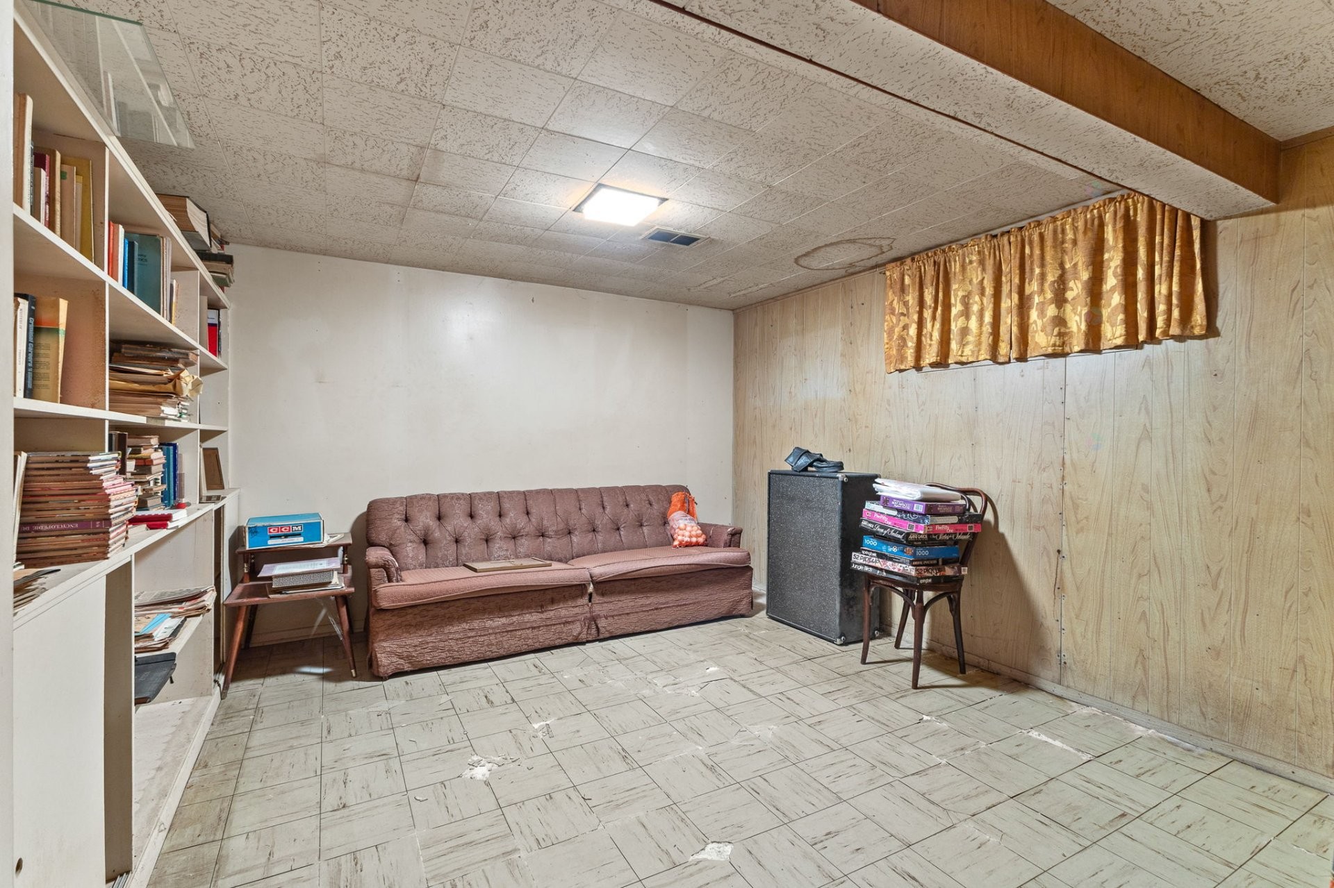 









26


Rue St-François

,
Gatineau (Hull),




QC
J9A1A9

