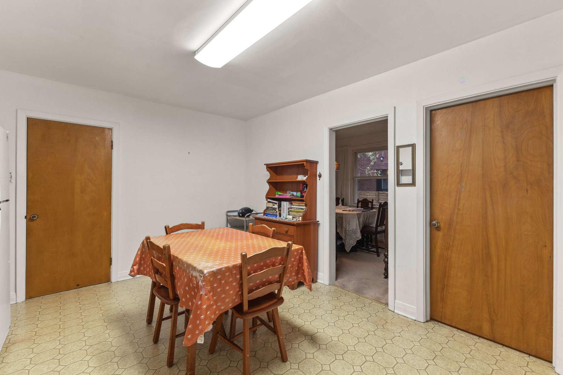 









26


Rue St-François

,
Gatineau (Hull),




QC
J9A1A9

