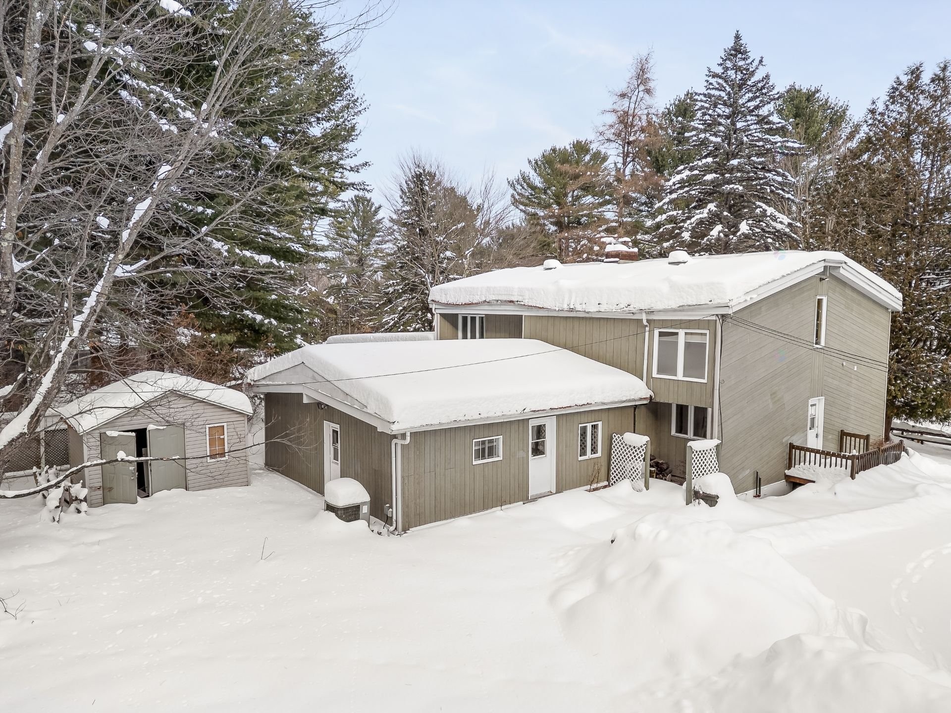 









1102


Boul. de La Salette

,
Saint-Jérôme,




QC
J5L2J7

