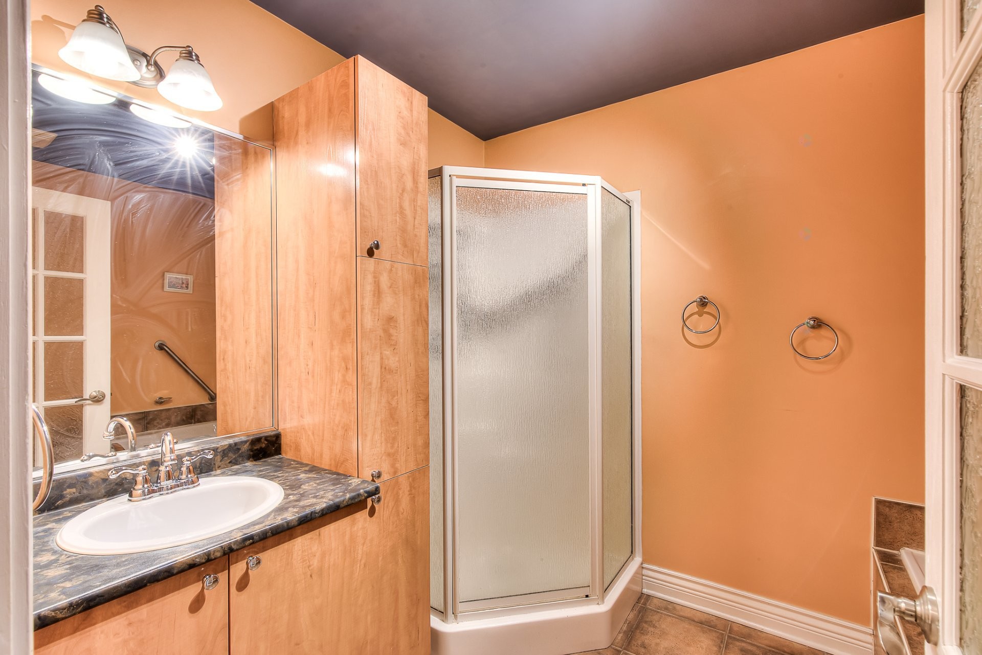 









399Z


Rue Éricka

, 44,
Laval (Fabreville),




QC
H7P5S3

