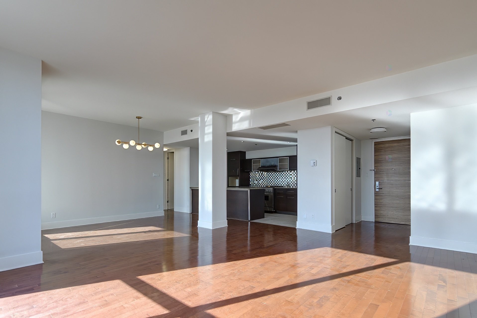 









801


Rue de la Commune E.

, 704,
Montréal (Ville-Marie),




QC
H2L0A3

