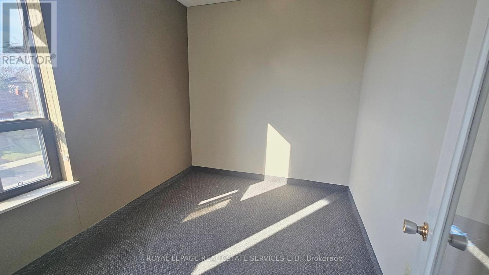 












200A - 770 BROWNS LINE

,
Toronto,




Ontario
M8W3W2

