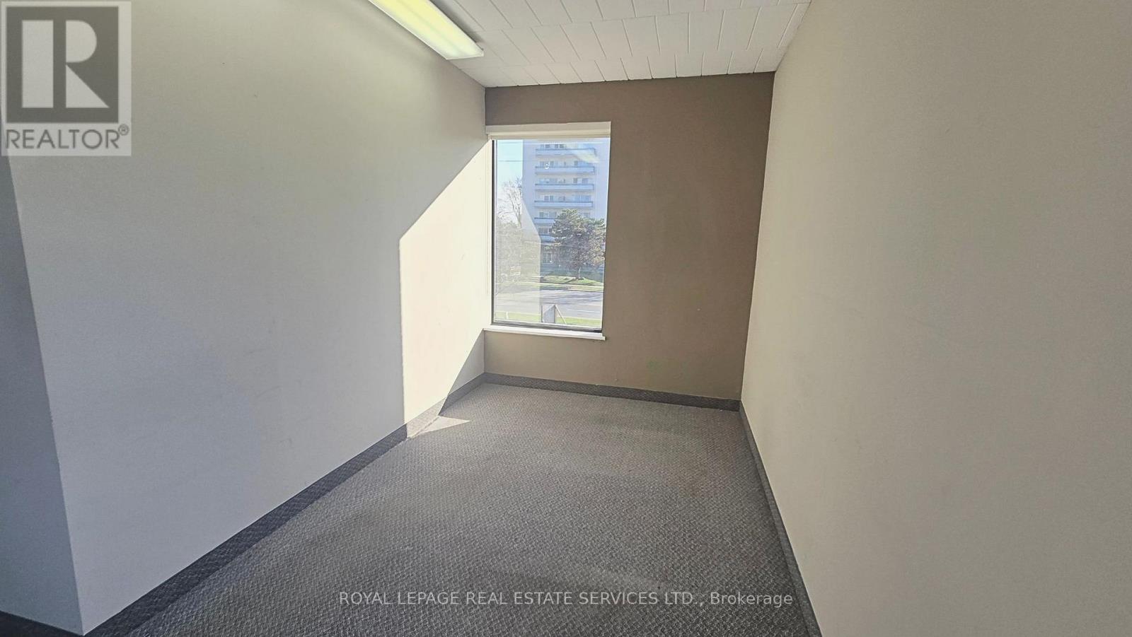 












200A - 770 BROWNS LINE

,
Toronto,




Ontario
M8W3W2

