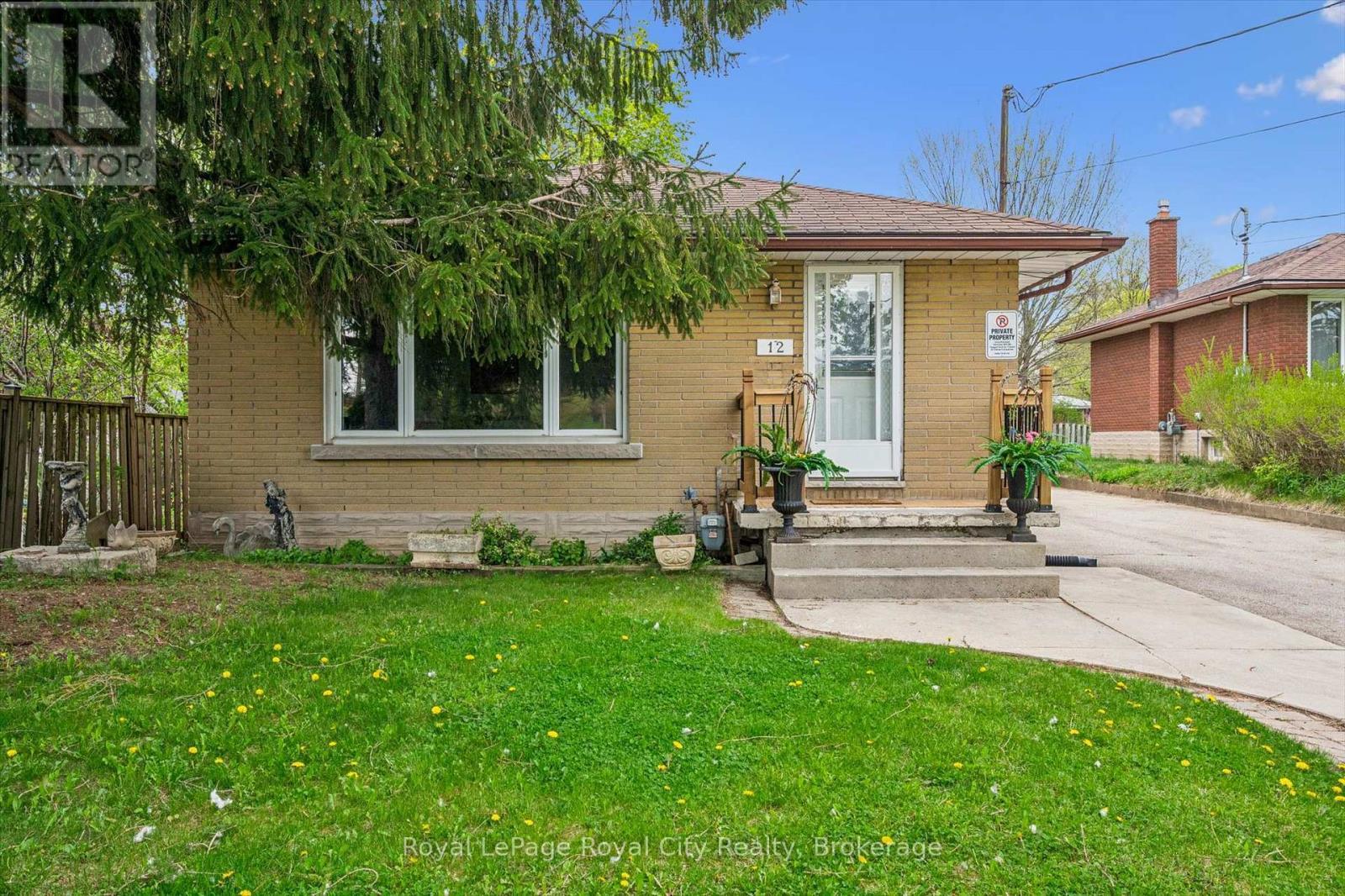 












12 DELMAR BOULEVARD

,
Guelph (St. George's),




Ontario
N1E2K8

