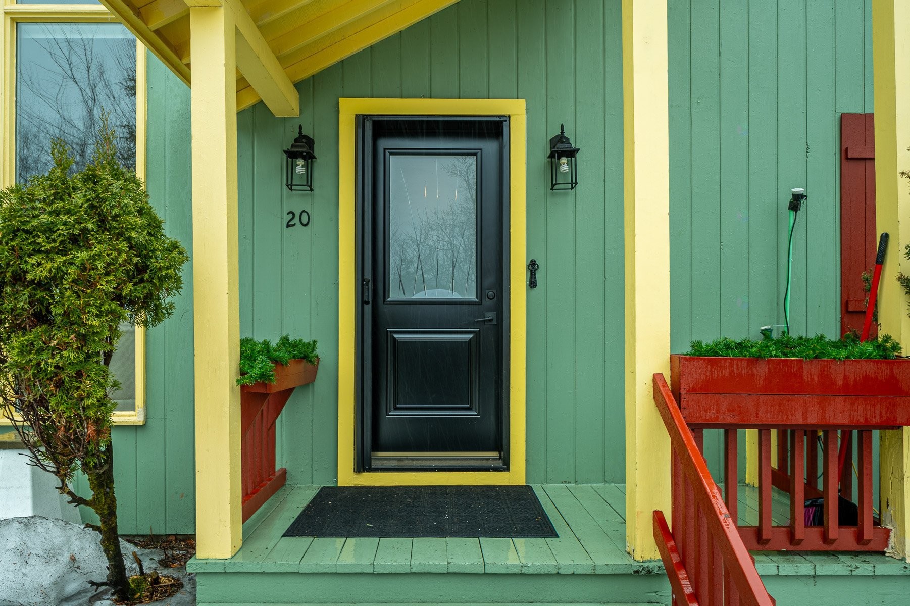









20


Ch. des Couleurs

,
Saint-Sauveur,




QC
J0R1R2

