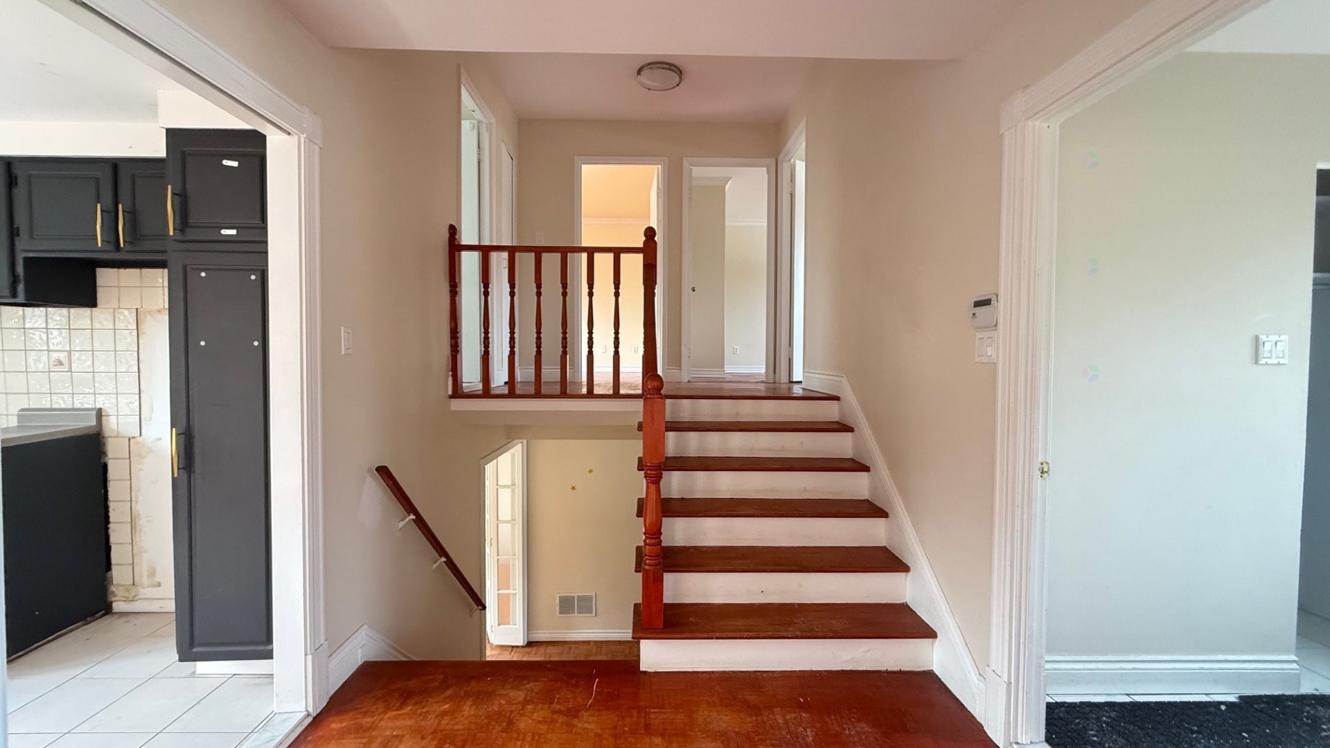 









7


Rue Tremayne

,
Dollard-des-Ormeaux,




QC
H9B1J2

