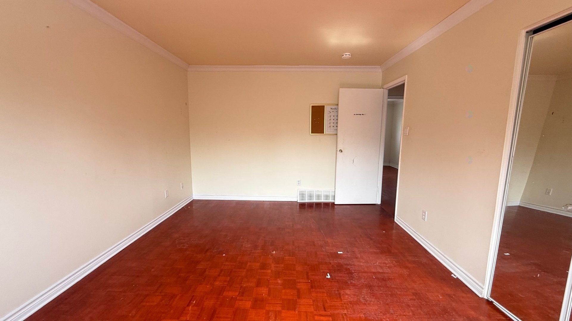 









7


Rue Tremayne

,
Dollard-des-Ormeaux,




QC
H9B1J2

