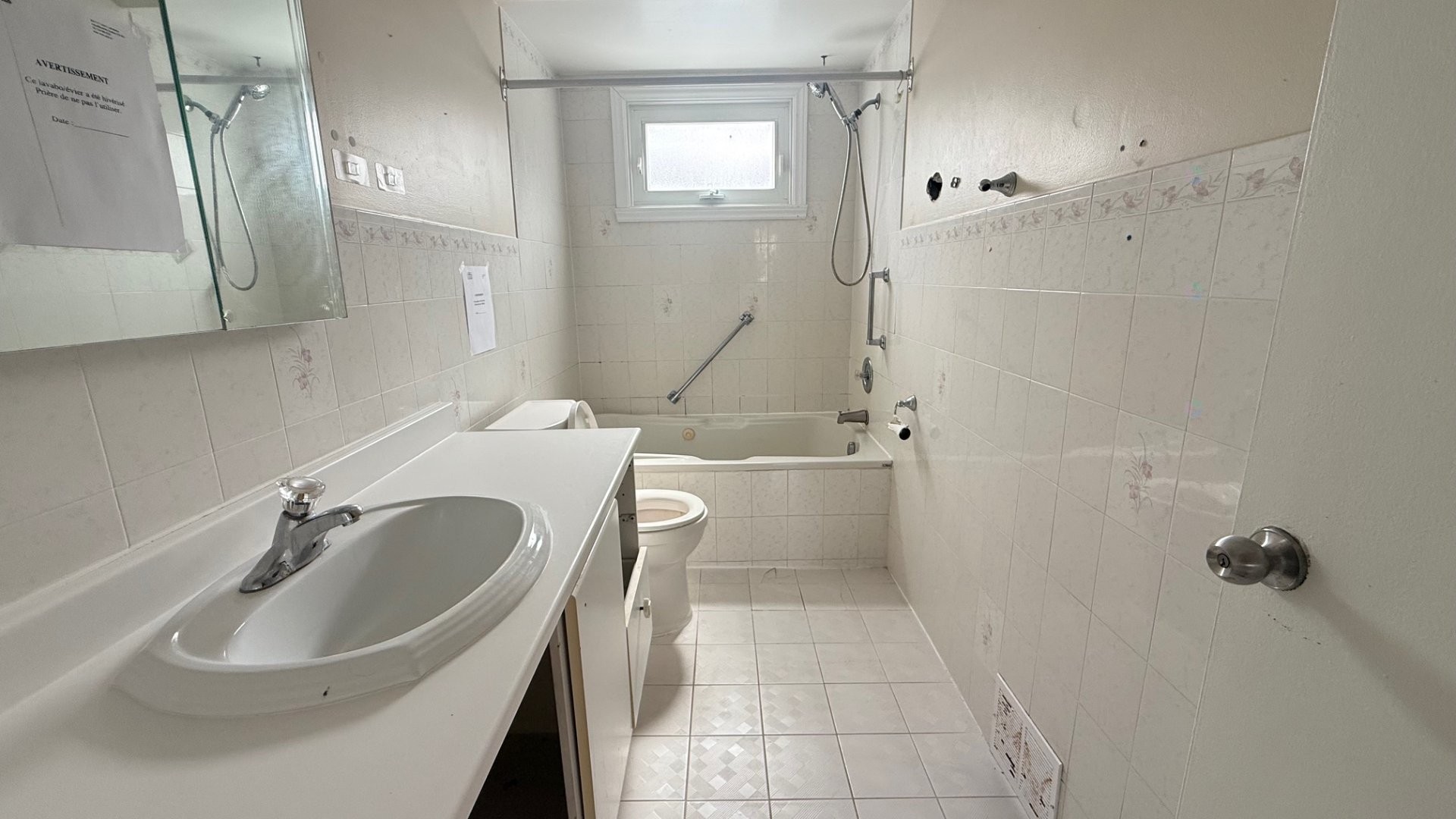 









7


Rue Tremayne

,
Dollard-des-Ormeaux,




QC
H9B1J2

