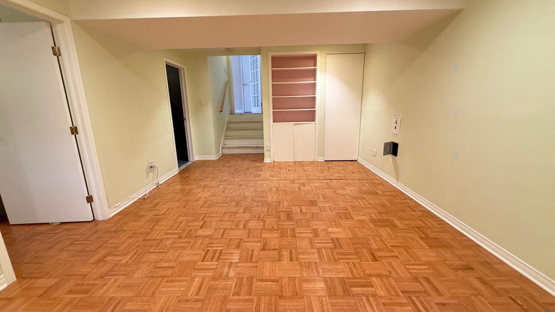 









7


Rue Tremayne

,
Dollard-des-Ormeaux,




QC
H9B1J2

