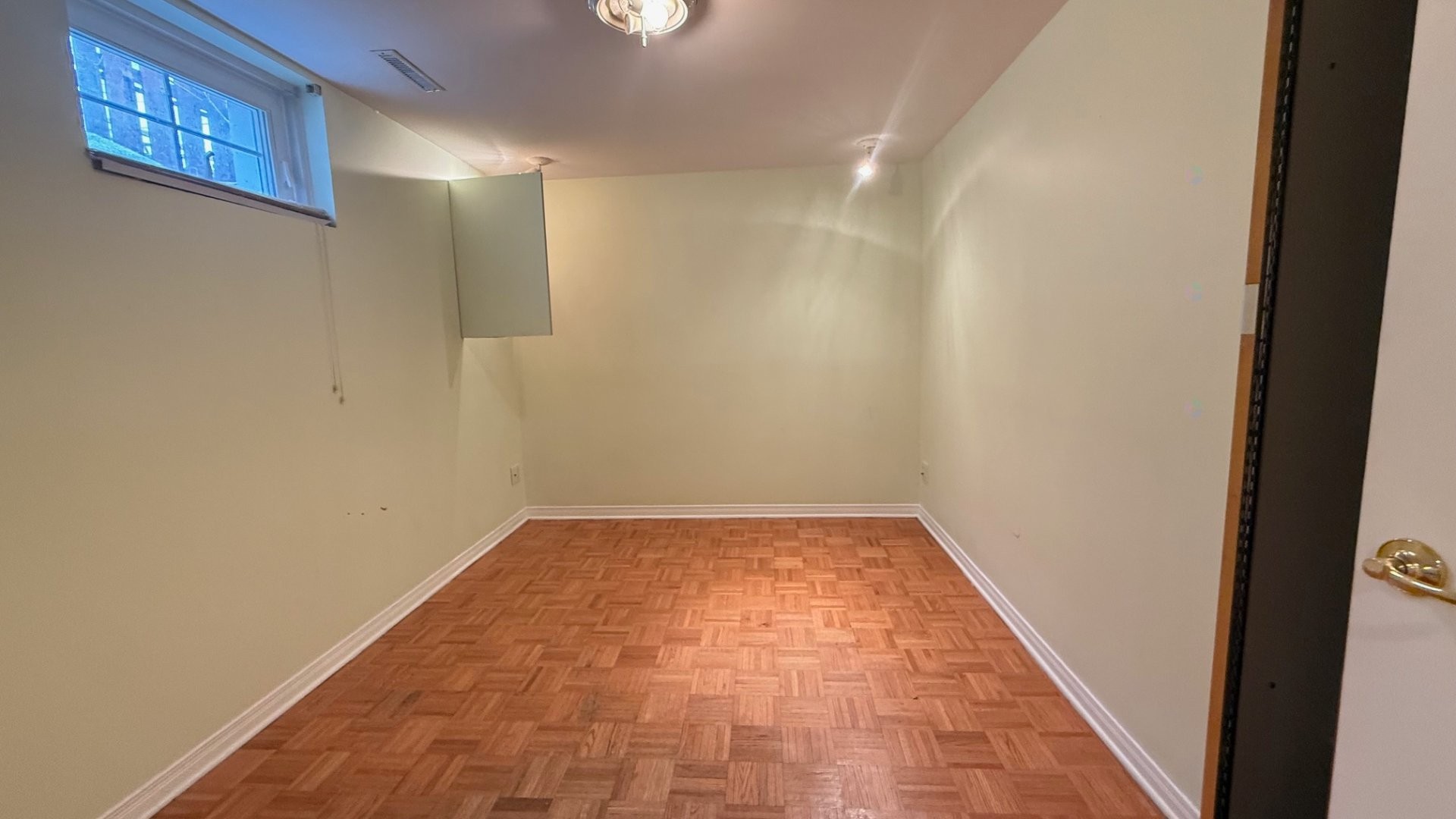 









7


Rue Tremayne

,
Dollard-des-Ormeaux,




QC
H9B1J2

