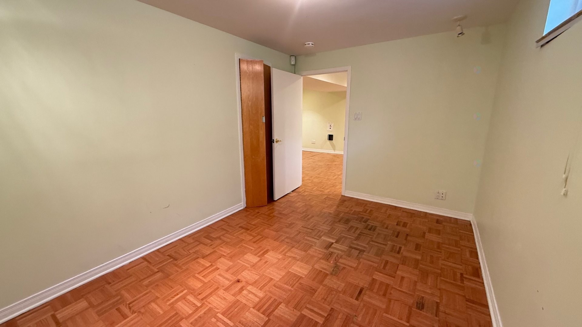 









7


Rue Tremayne

,
Dollard-des-Ormeaux,




QC
H9B1J2

