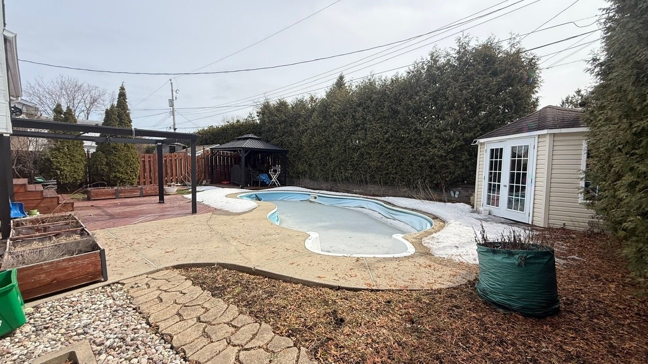 









7


Rue Tremayne

,
Dollard-des-Ormeaux,




QC
H9B1J2

