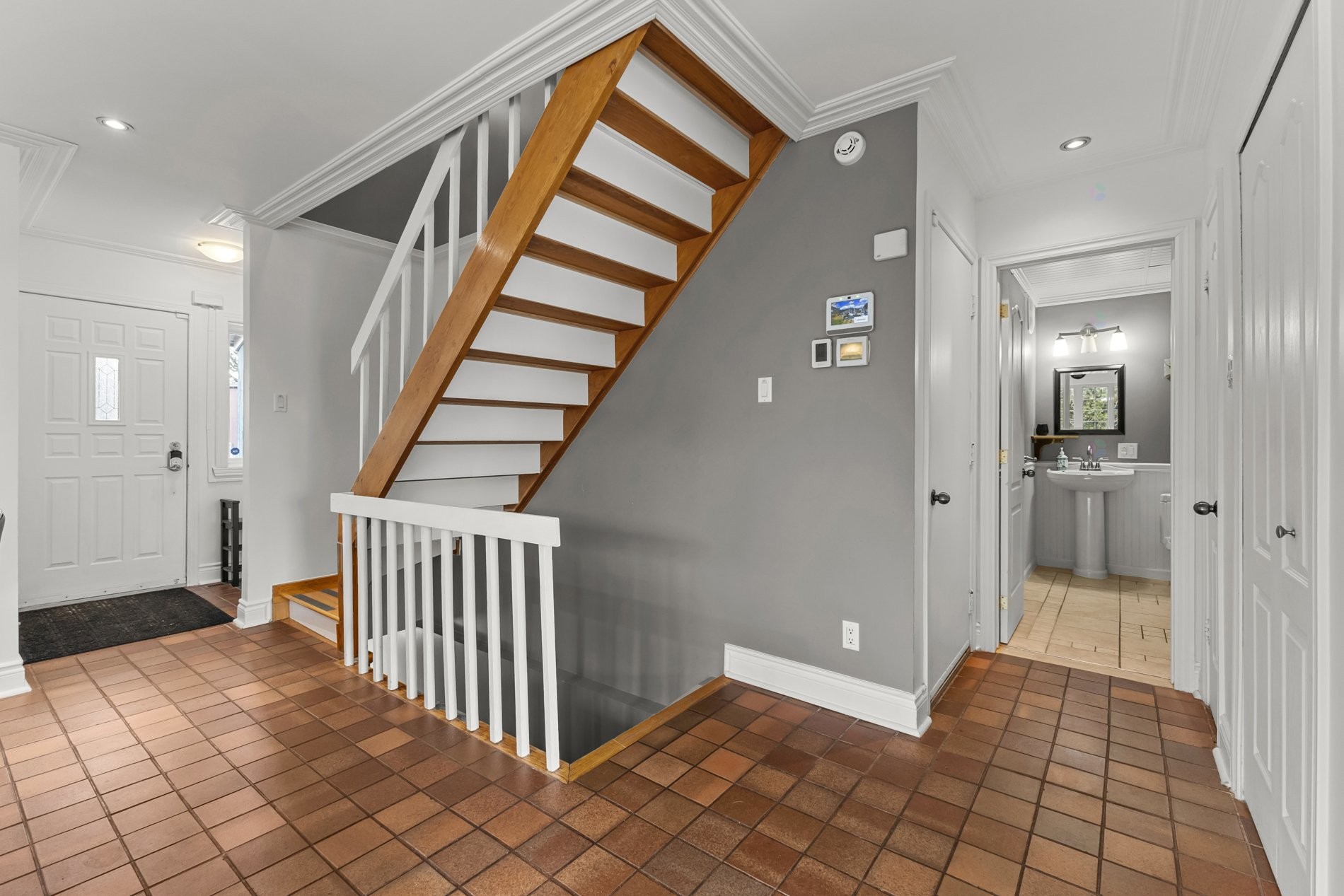 









35


Rue Pierre-Paul-Demaray

,
Saint-Jean-sur-Richelieu,




QC
J2W1T6

