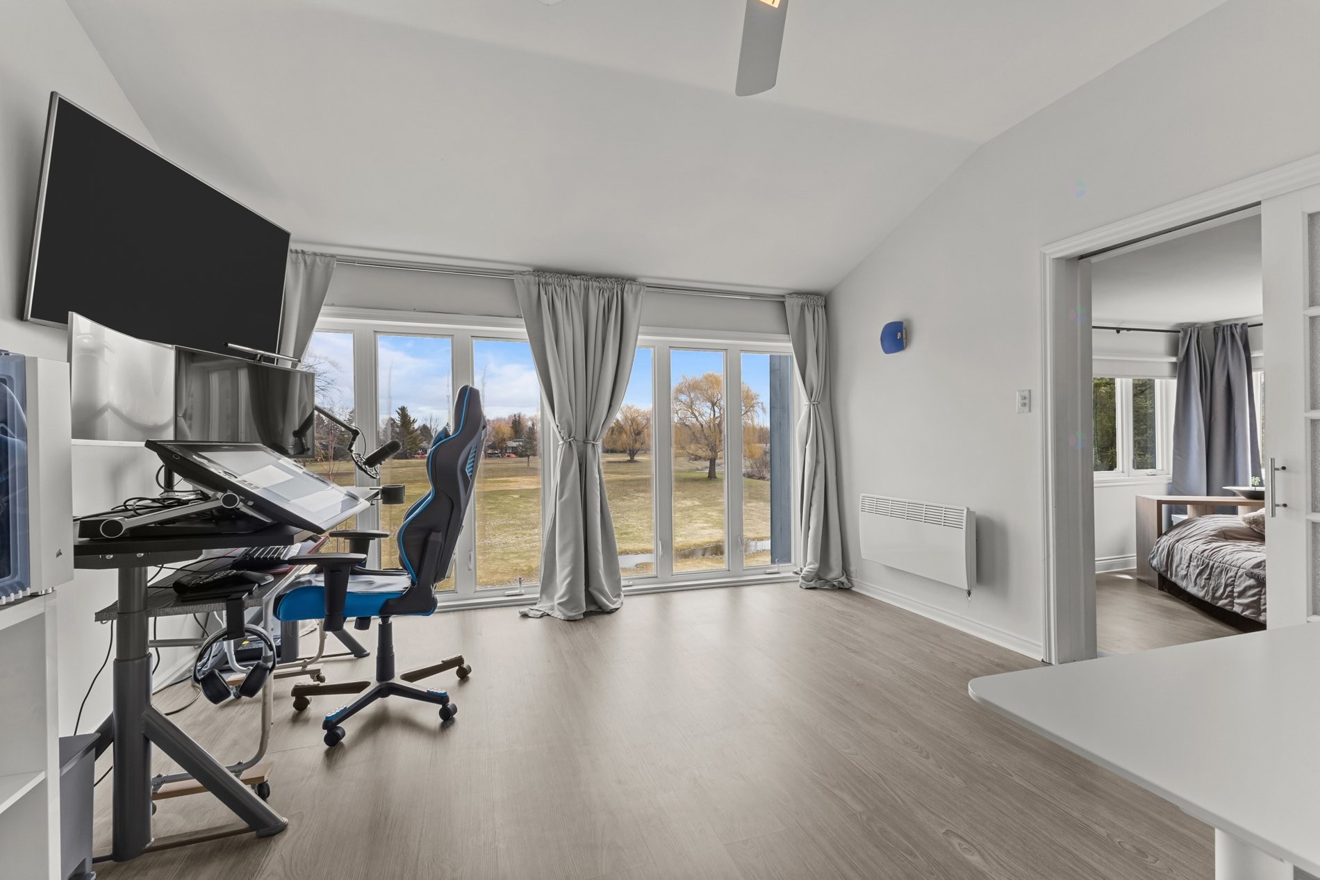 









35


Rue Pierre-Paul-Demaray

,
Saint-Jean-sur-Richelieu,




QC
J2W1T6

