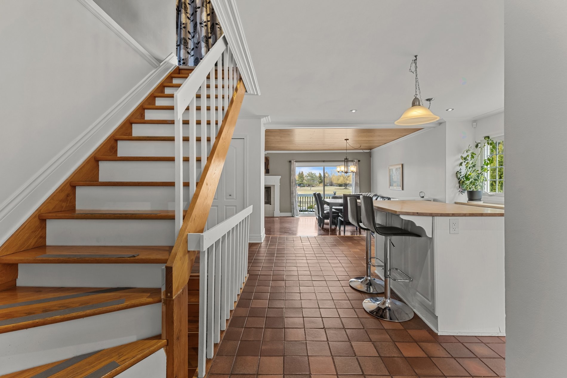 









35


Rue Pierre-Paul-Demaray

,
Saint-Jean-sur-Richelieu,




QC
J2W1T6

