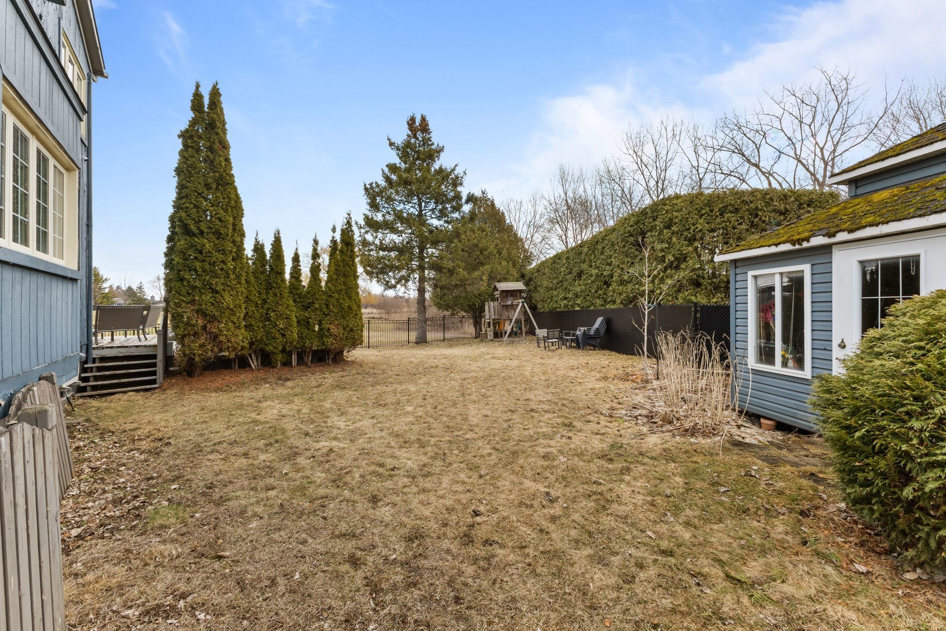 









35


Rue Pierre-Paul-Demaray

,
Saint-Jean-sur-Richelieu,




QC
J2W1T6

