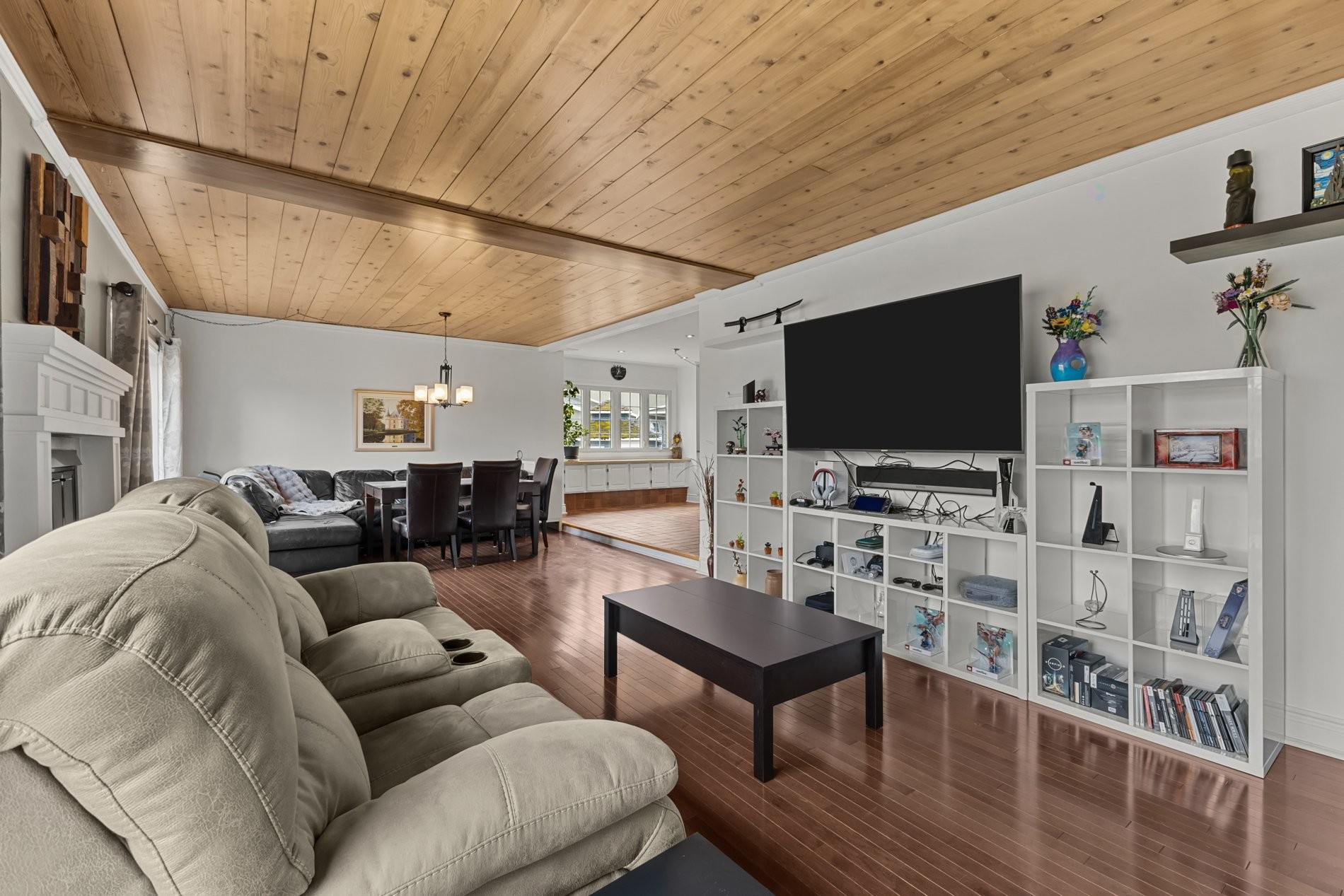 









35


Rue Pierre-Paul-Demaray

,
Saint-Jean-sur-Richelieu,




QC
J2W1T6

