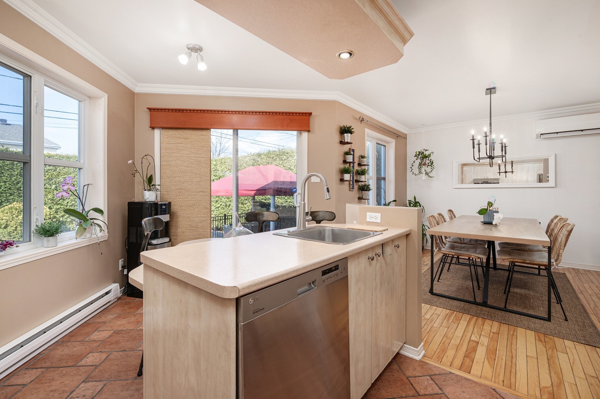 









2


Rue de l'Amandier

,
Saint-Constant,




QC
J5A2P5

