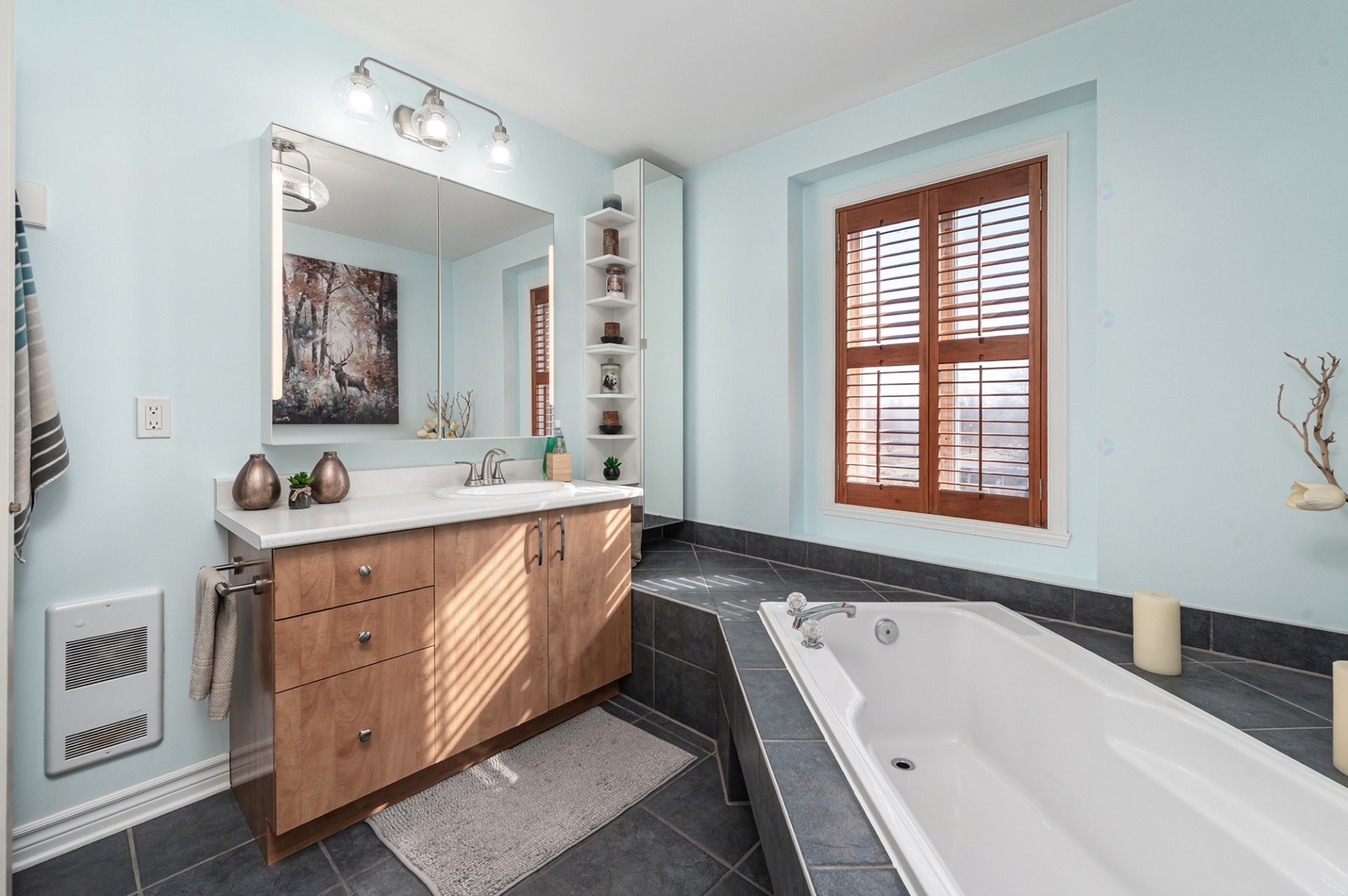 









2


Rue de l'Amandier

,
Saint-Constant,




QC
J5A2P5

