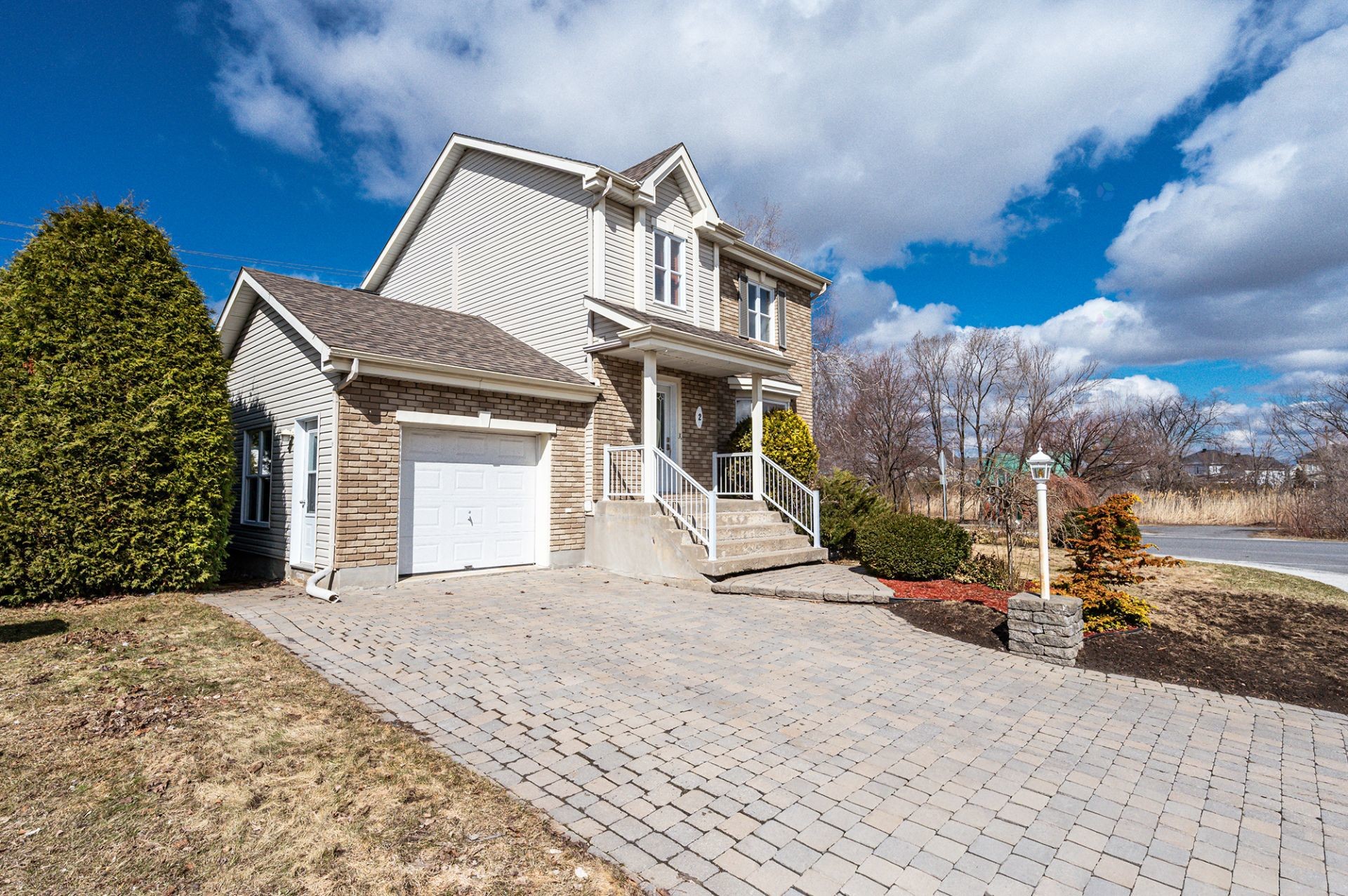 









2


Rue de l'Amandier

,
Saint-Constant,




QC
J5A2P5

