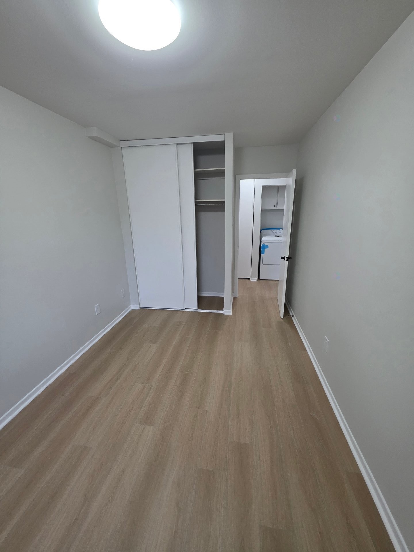 









550


Rue Varennes

, 9,
Longueuil (Le Vieux-Longueuil),




QC
J4L4E5

