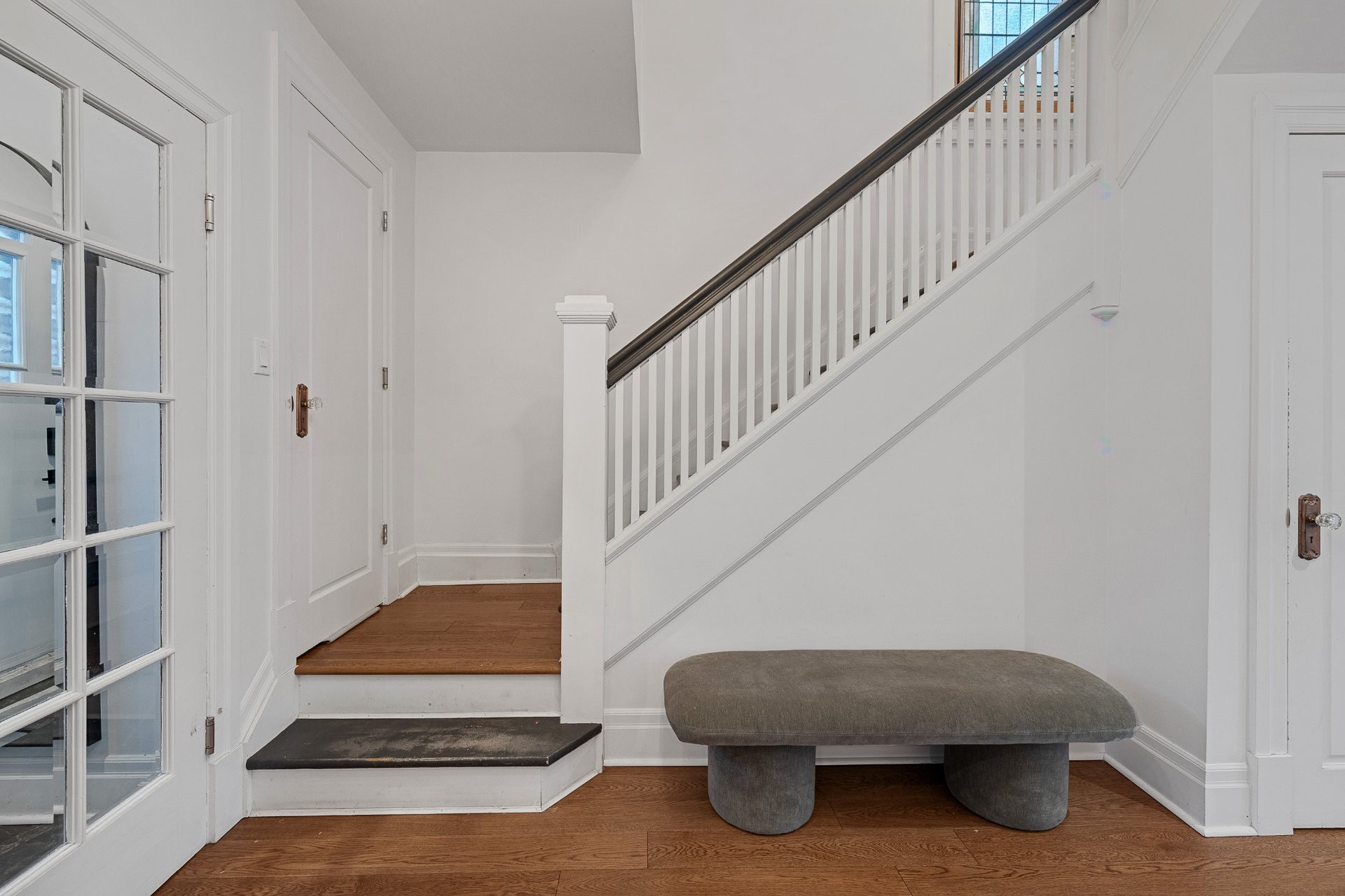 









34


Av. Courcelette

,
Montréal (Outremont),




QC
H2V3A6

