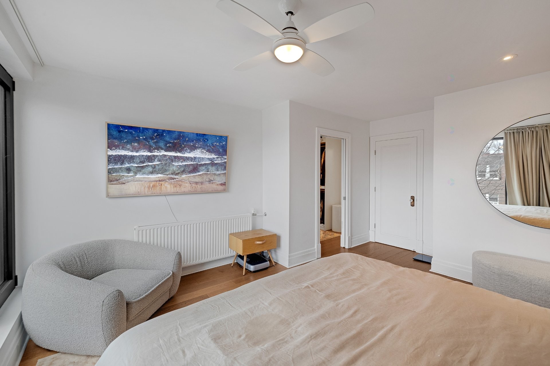 









34


Av. Courcelette

,
Montréal (Outremont),




QC
H2V3A6

