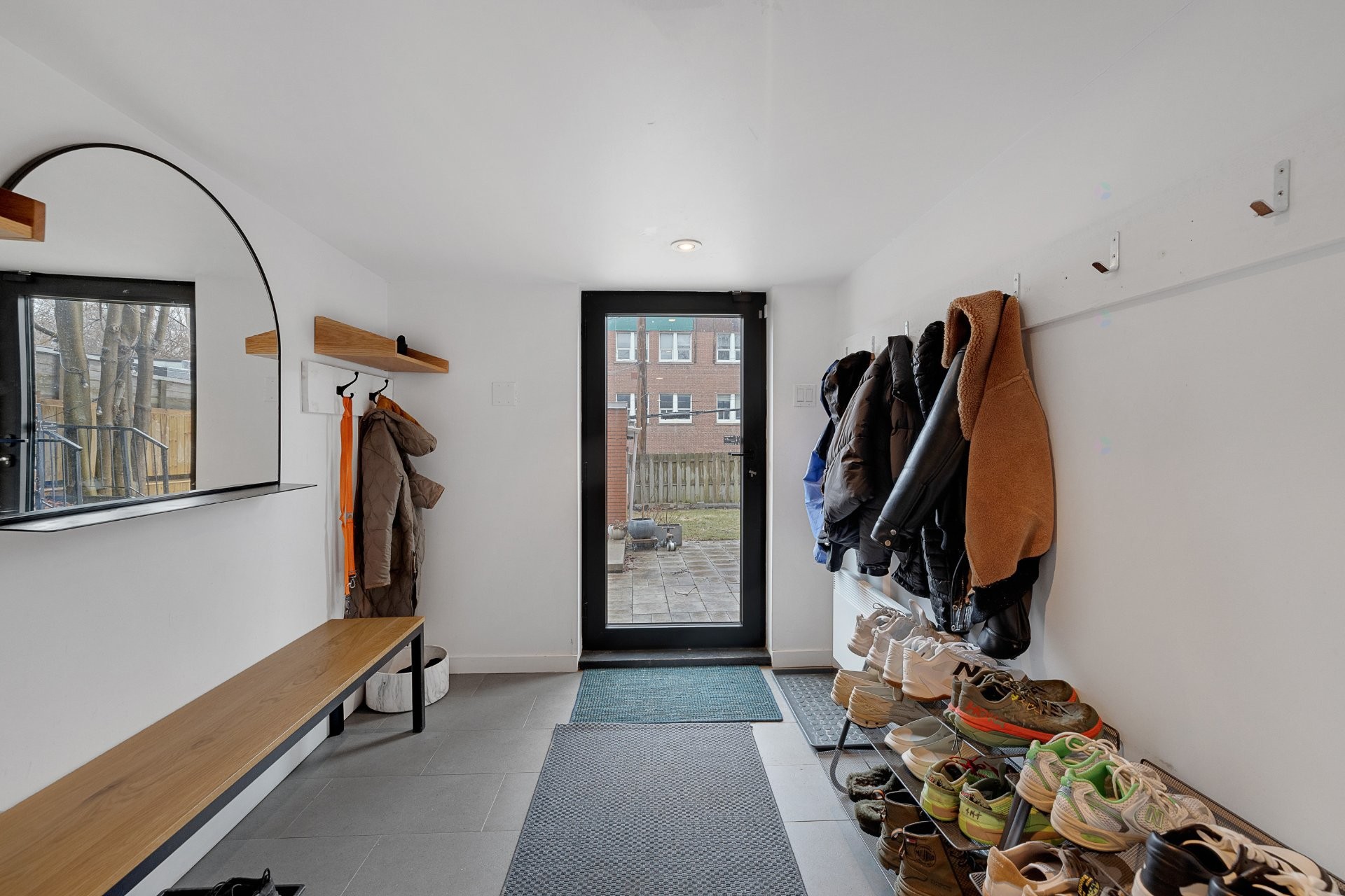 









34


Av. Courcelette

,
Montréal (Outremont),




QC
H2V3A6

