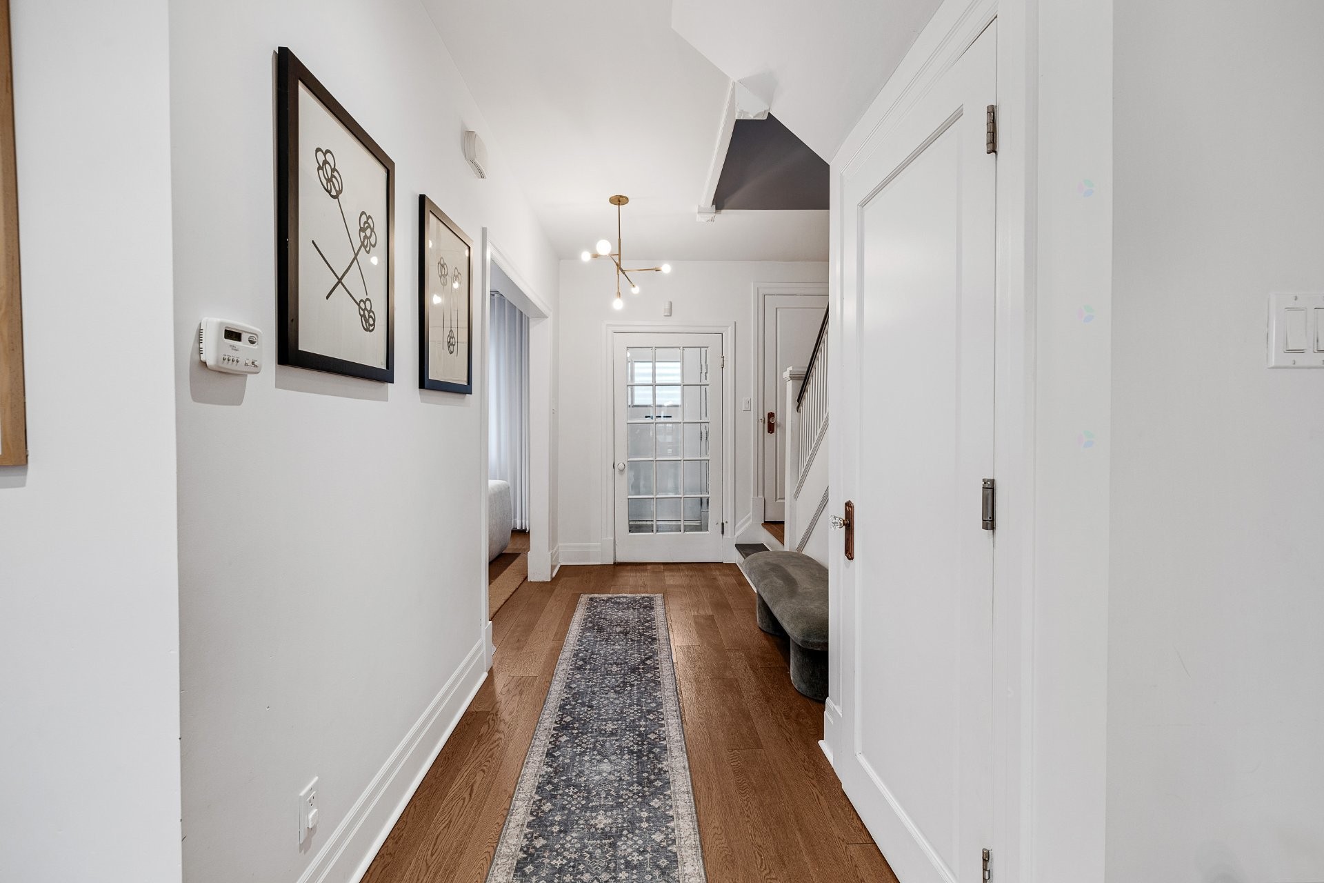 









34


Av. Courcelette

,
Montréal (Outremont),




QC
H2V3A6

