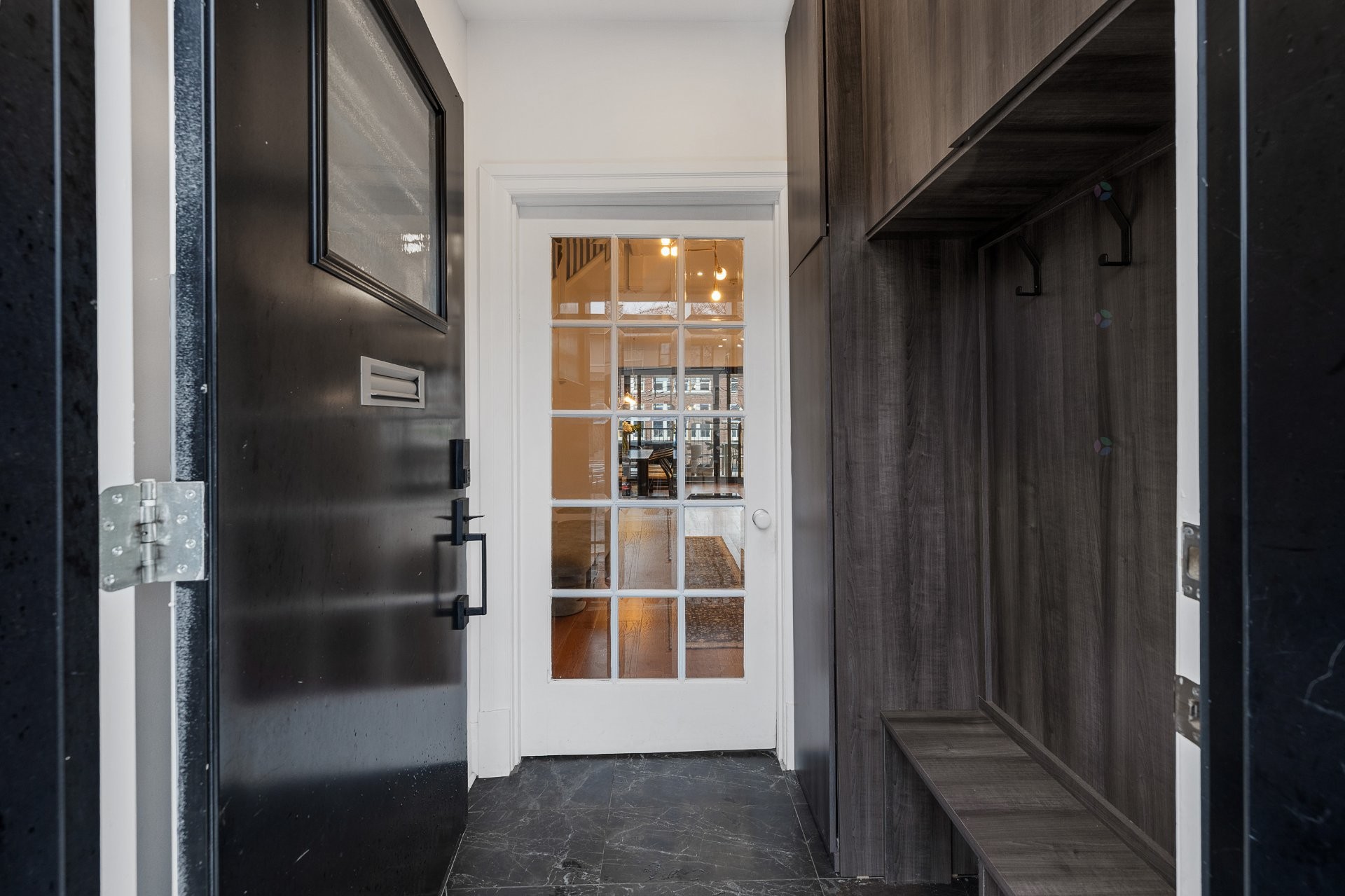 









34


Av. Courcelette

,
Montréal (Outremont),




QC
H2V3A6

