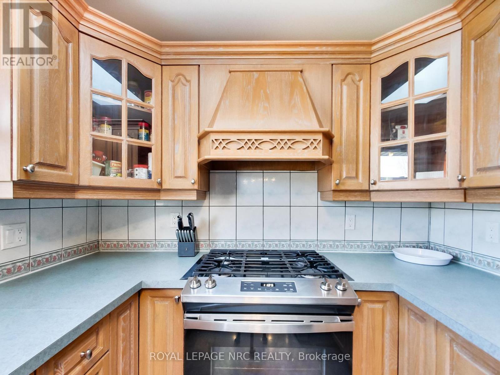 












9183 SILVER STREET

,
West Lincoln,




Ontario
L0R1E0

