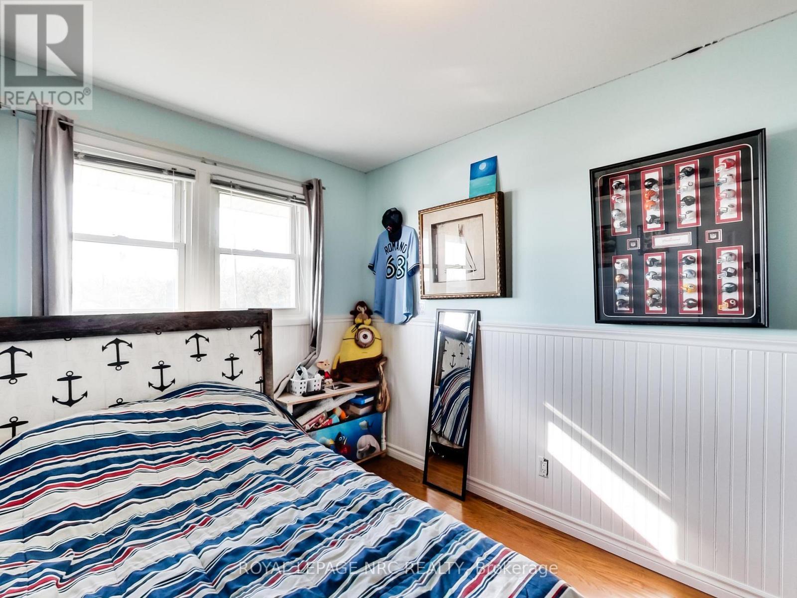 












9183 SILVER STREET

,
West Lincoln,




Ontario
L0R1E0

