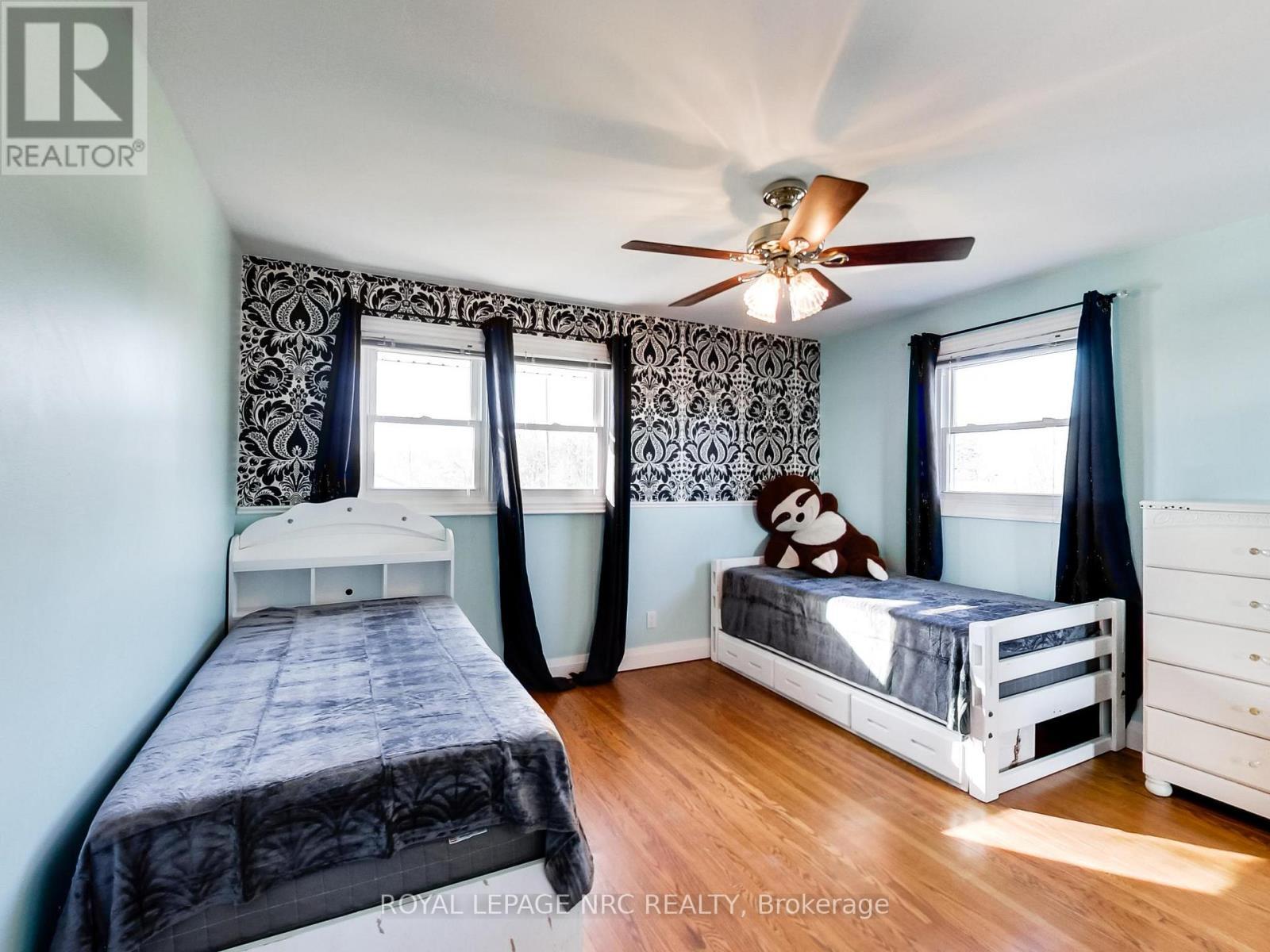 












9183 SILVER STREET

,
West Lincoln,




Ontario
L0R1E0

