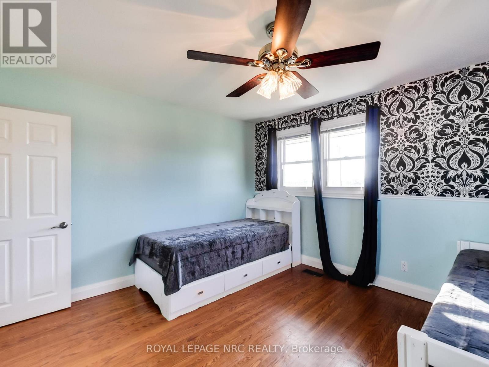 












9183 SILVER STREET

,
West Lincoln,




Ontario
L0R1E0

