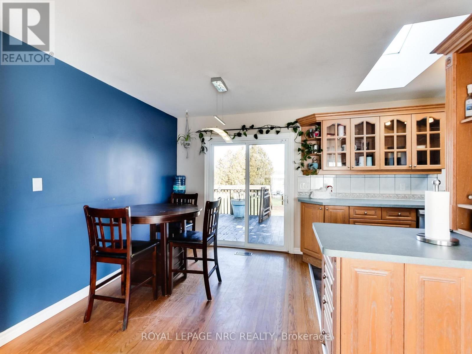 












9183 SILVER STREET

,
West Lincoln,




Ontario
L0R1E0

