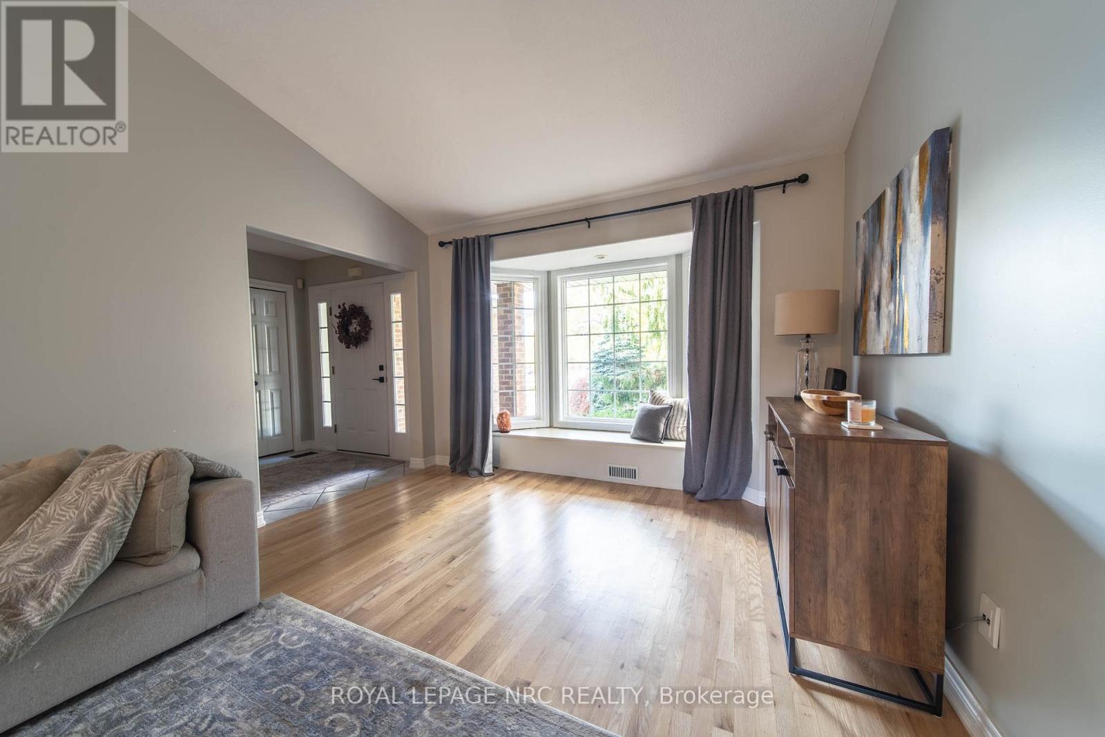 












7955 HARVEST CRESCENT

,
Niagara Falls (Ascot),




Ontario
L2H3G7

