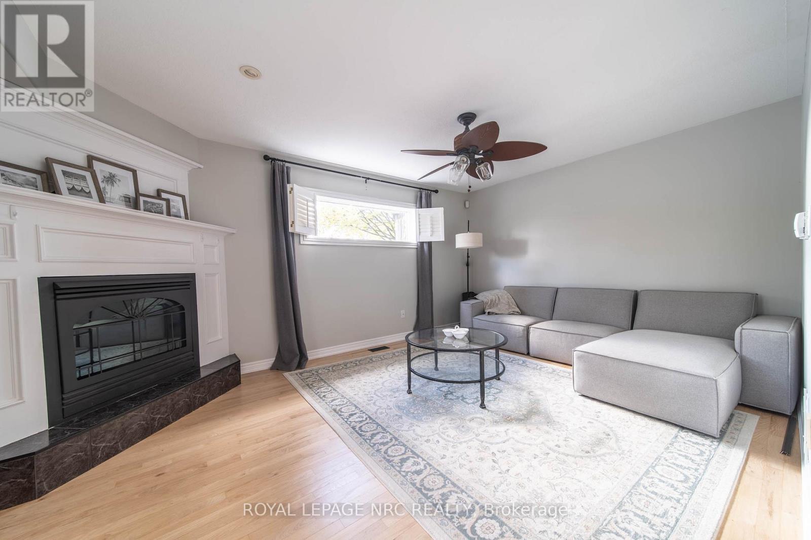 












7955 HARVEST CRESCENT

,
Niagara Falls (Ascot),




Ontario
L2H3G7

