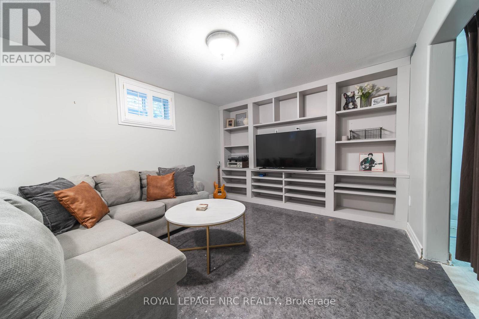 












7955 HARVEST CRESCENT

,
Niagara Falls (Ascot),




Ontario
L2H3G7

