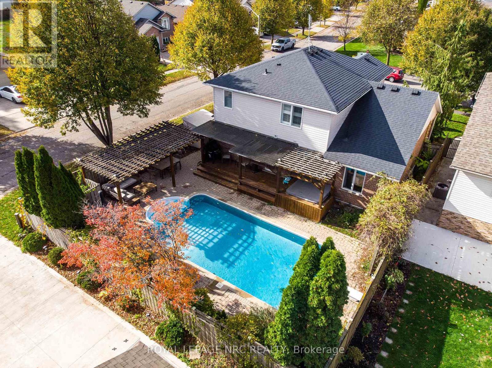 












7955 HARVEST CRESCENT

,
Niagara Falls (Ascot),




Ontario
L2H3G7

