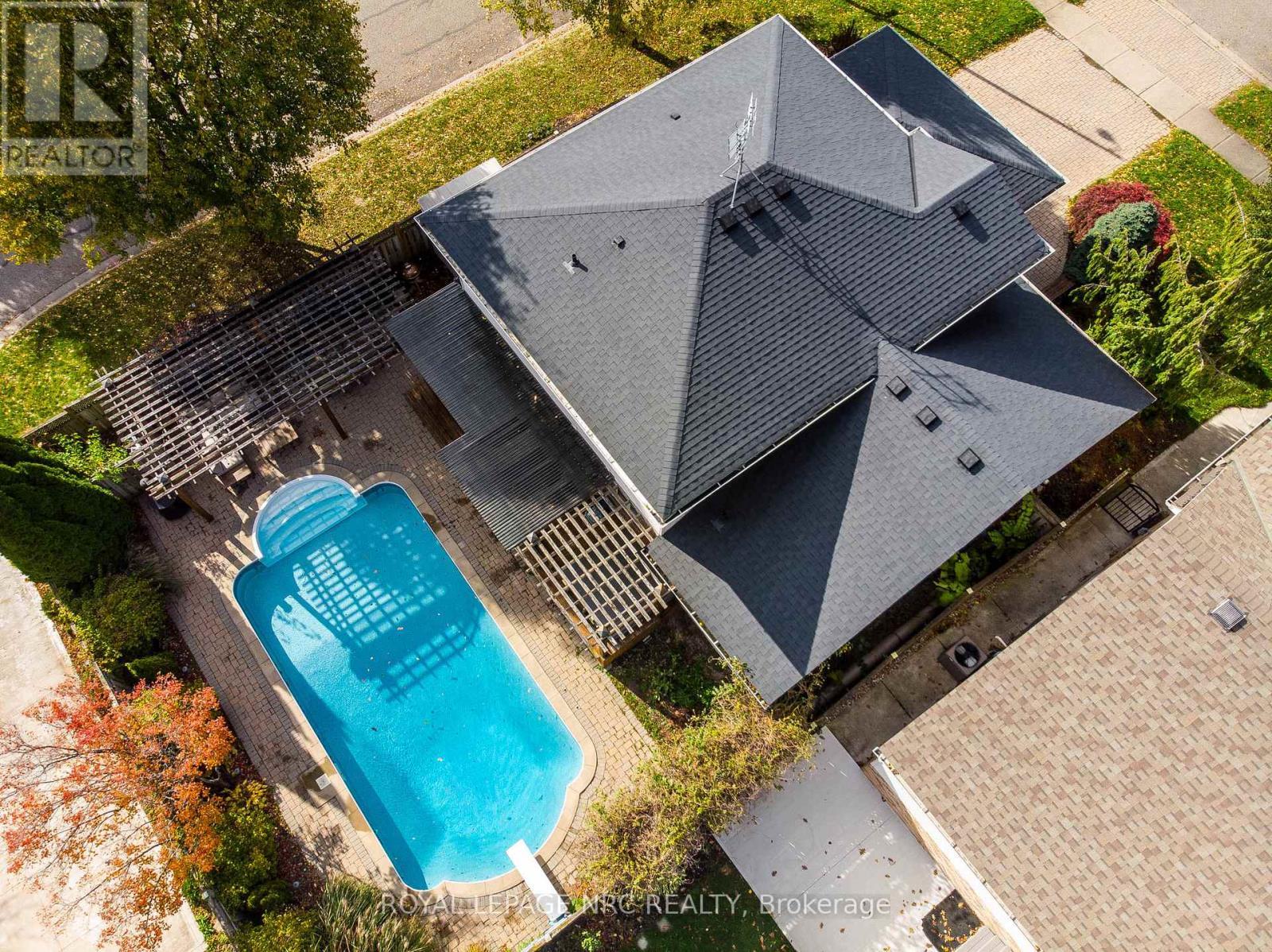 












7955 HARVEST CRESCENT

,
Niagara Falls (Ascot),




Ontario
L2H3G7

