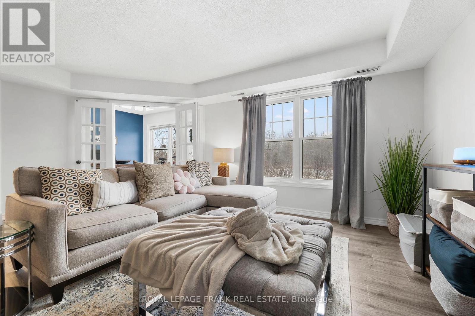 












E12 - 1665 NASH ROAD

,
Clarington (Courtice),




Ontario
L1E1S8

