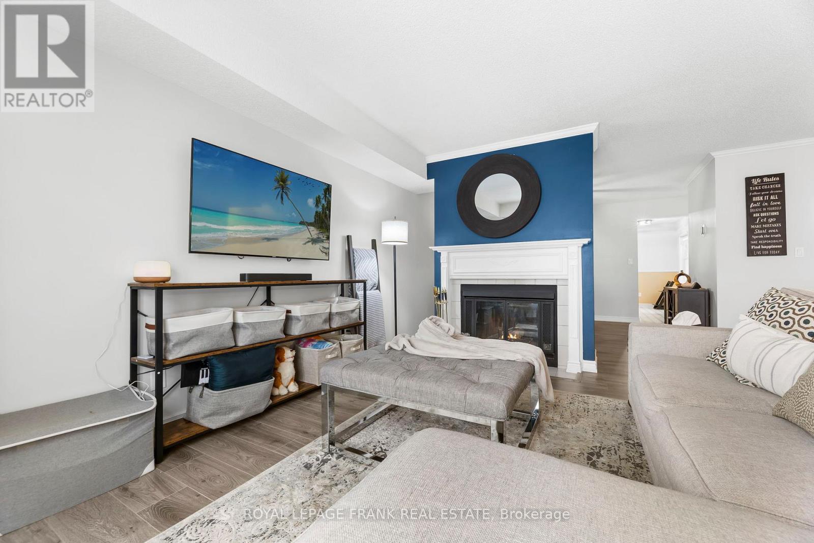 












E12 - 1665 NASH ROAD

,
Clarington (Courtice),




Ontario
L1E1S8

